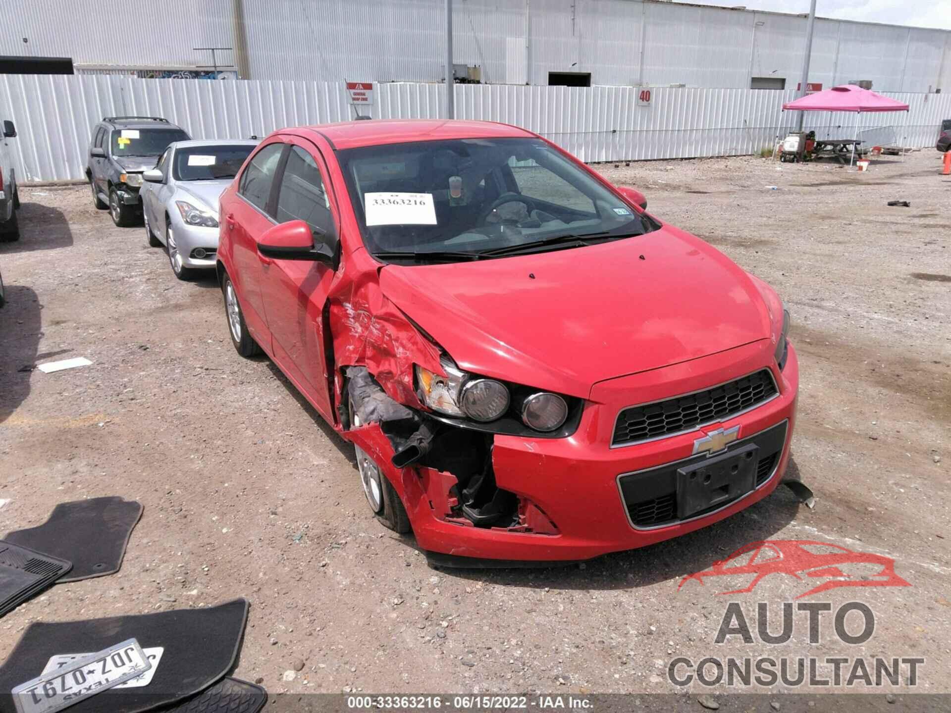 CHEVROLET SONIC 2016 - 1G1JC5SH7G4185641