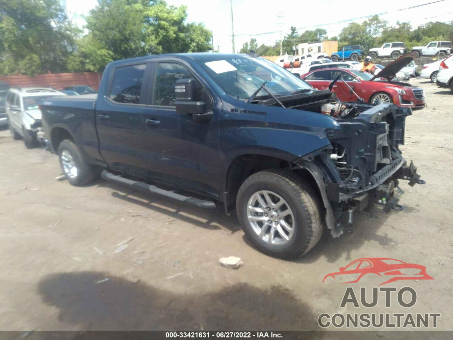 CHEVROLET SILVERADO 1500 2021 - 1GCUYEED1MZ275011