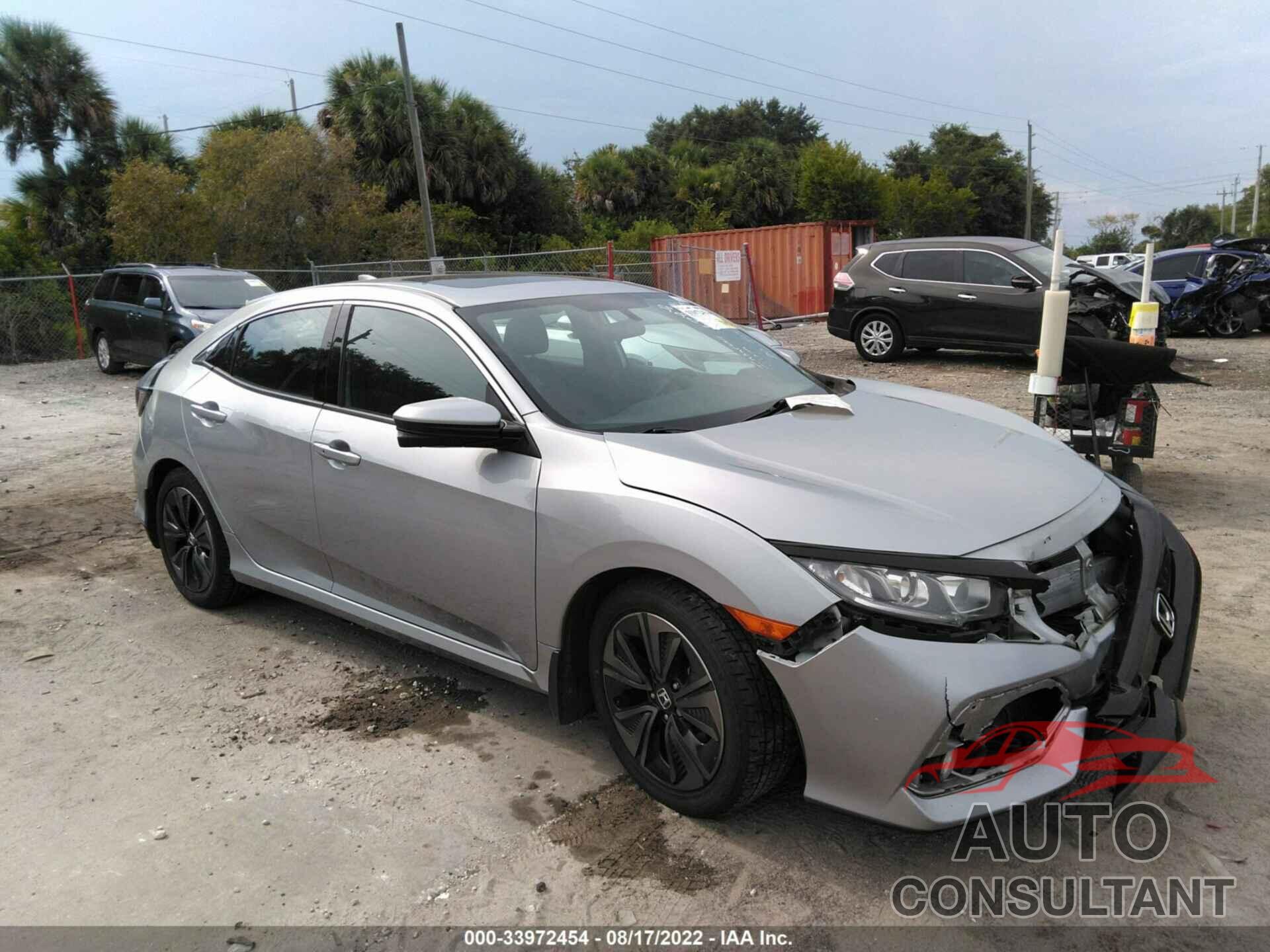 HONDA CIVIC HATCHBACK 2017 - SHHFK7H58HU404186