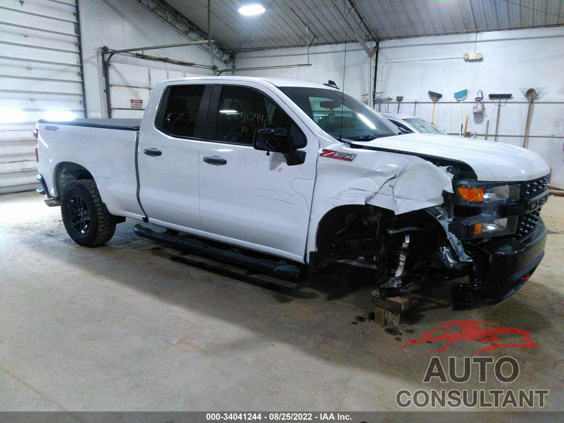 CHEVROLET SILVERADO 1500 2019 - 1GCRYCEHXKZ211933
