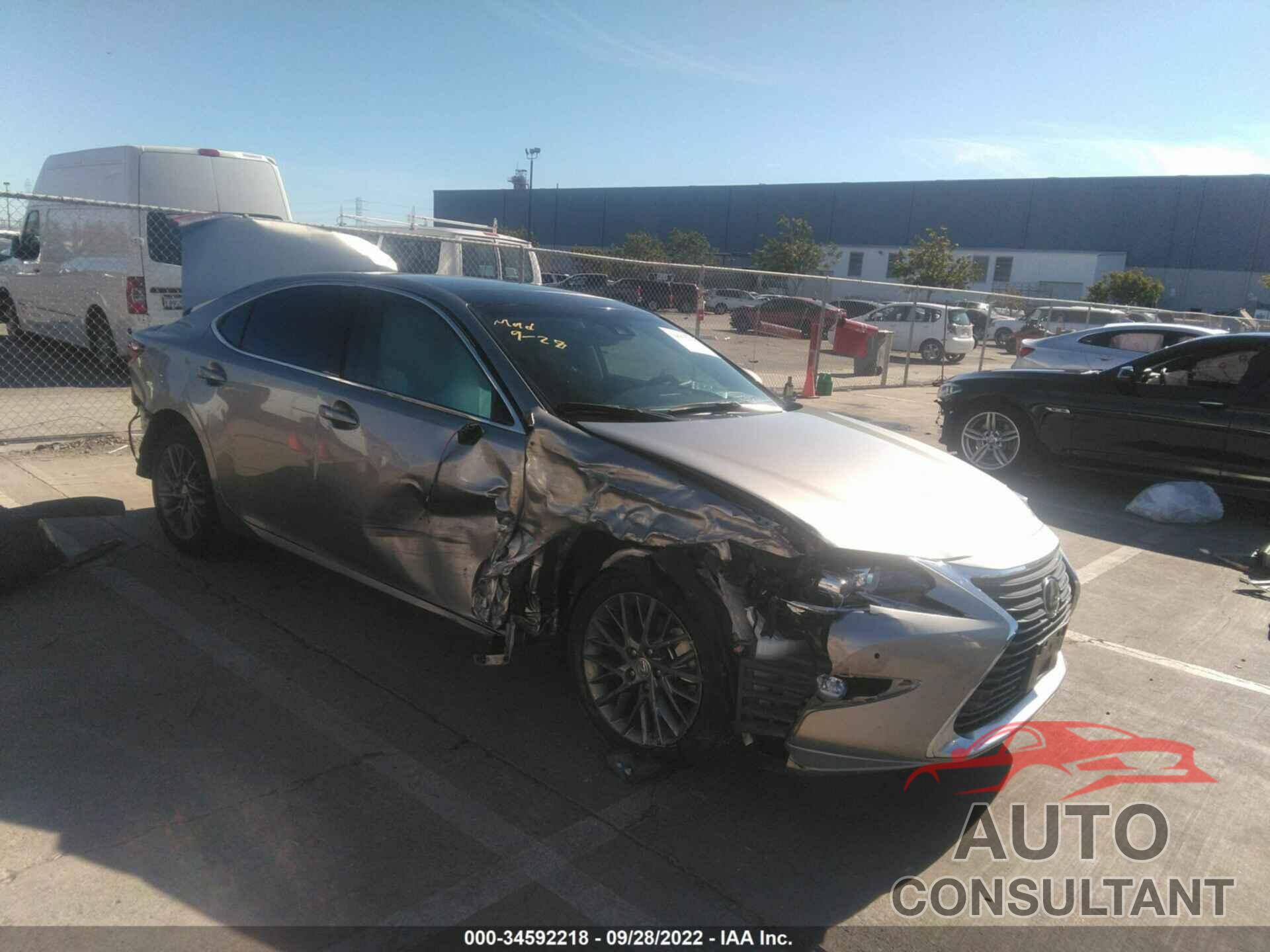 LEXUS ES 2018 - 58ABK1GG0JU095654