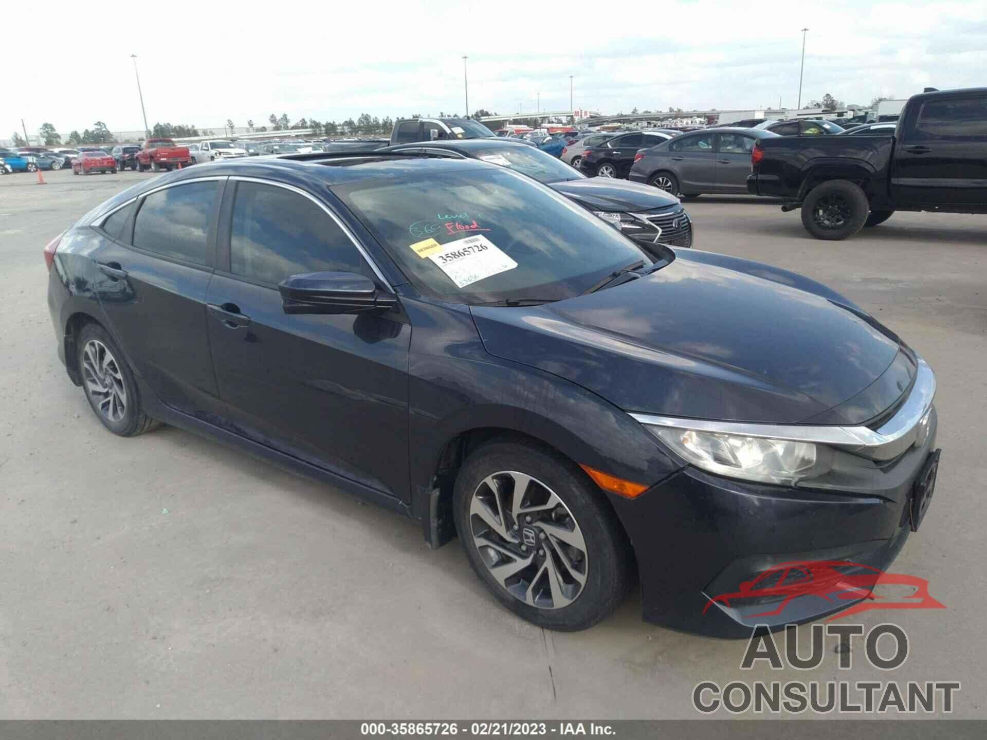 HONDA CIVIC SEDAN 2017 - 19XFC2F77HE067117