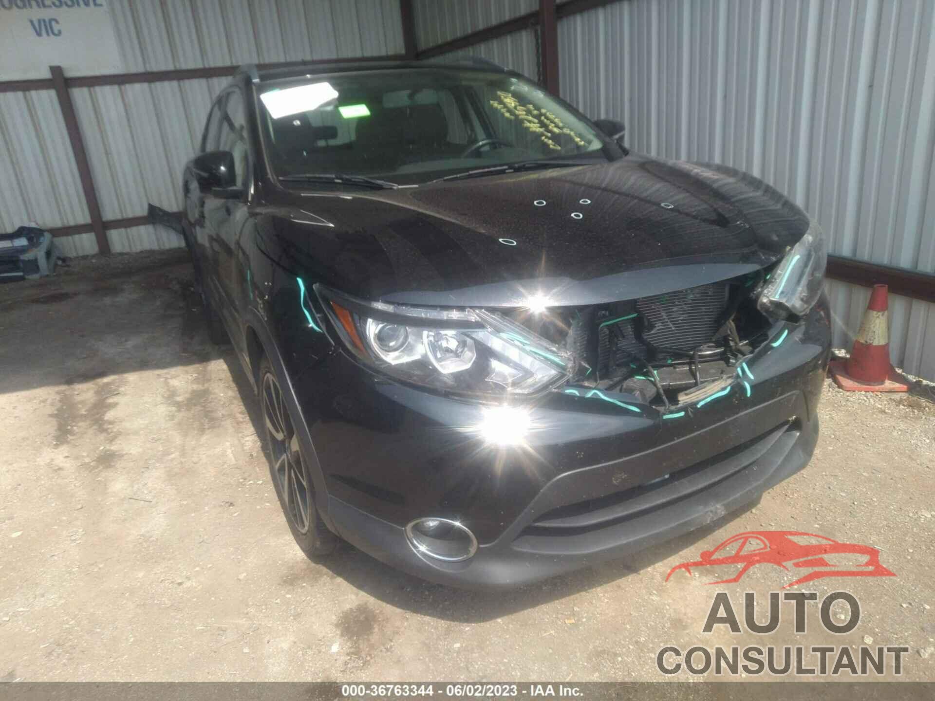 NISSAN ROGUE SPORT 2018 - JN1BJ1CRXJW263314