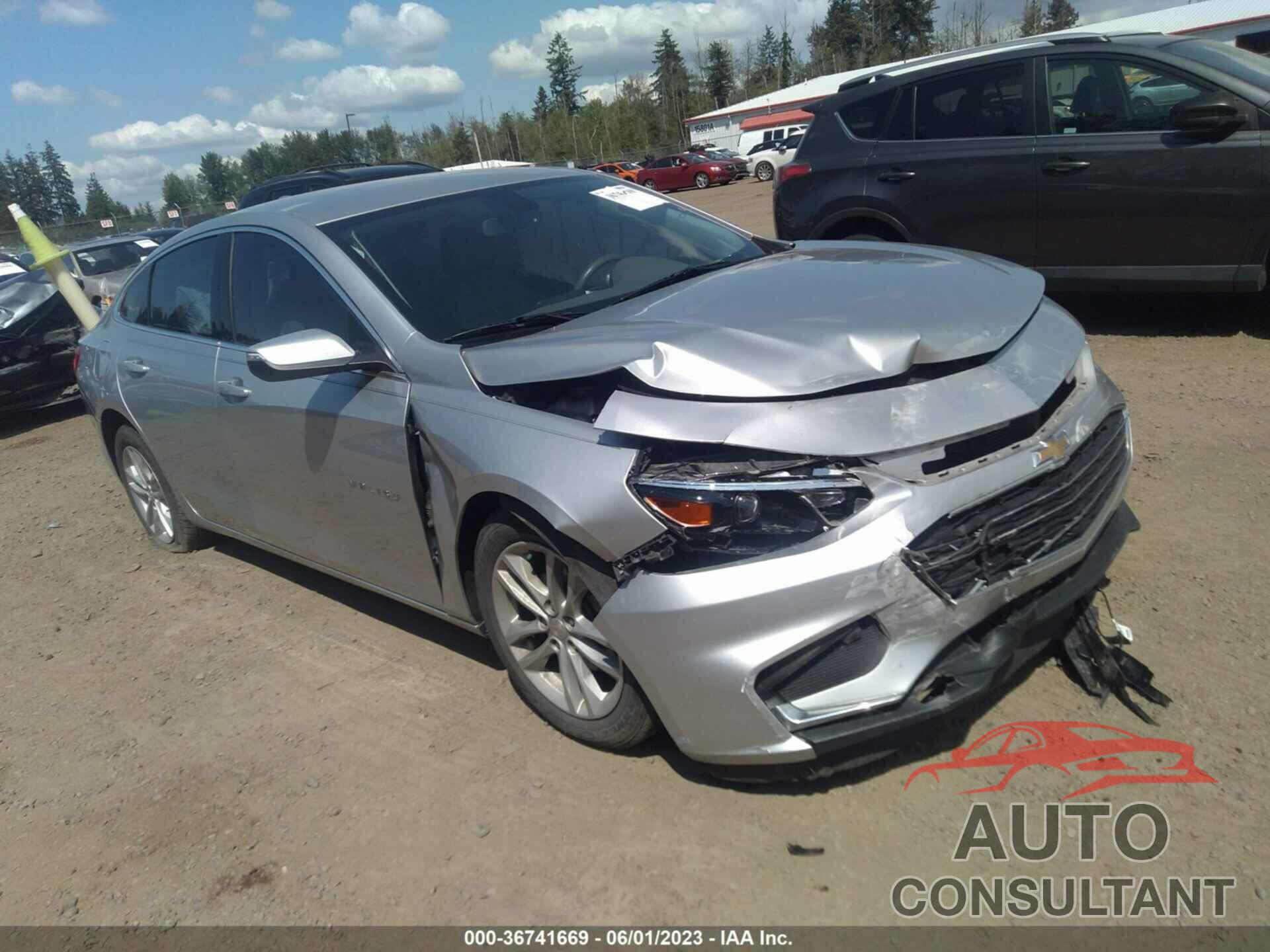 CHEVROLET MALIBU 2017 - 1G1ZE5ST2HF250385