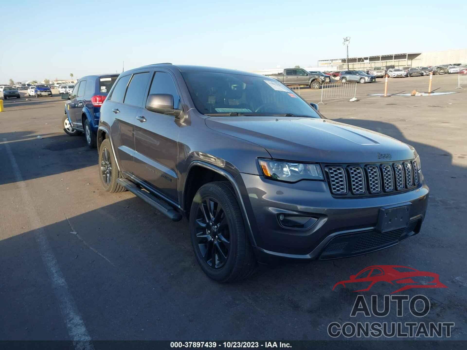 JEEP GRAND CHEROKEE 2018 - 1C4RJFAG3JC136738