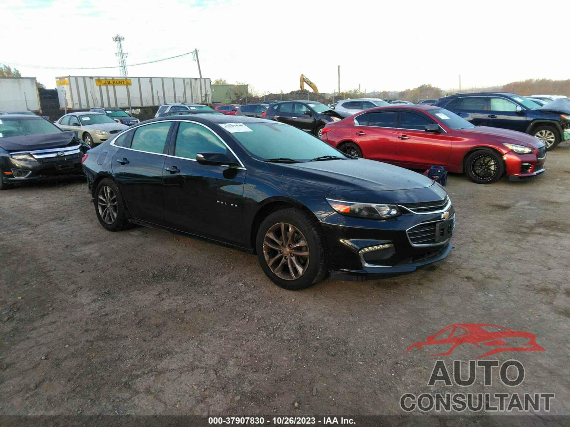 CHEVROLET MALIBU 2017 - 1G1ZE5ST0HF194382