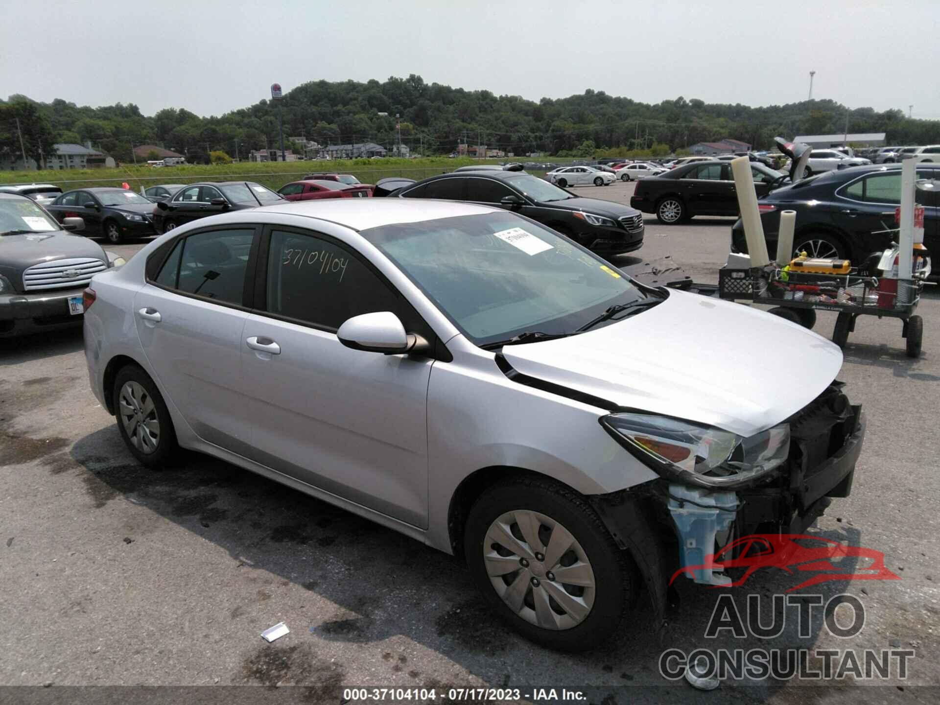 KIA RIO 2018 - 3KPA24AB5JE100366