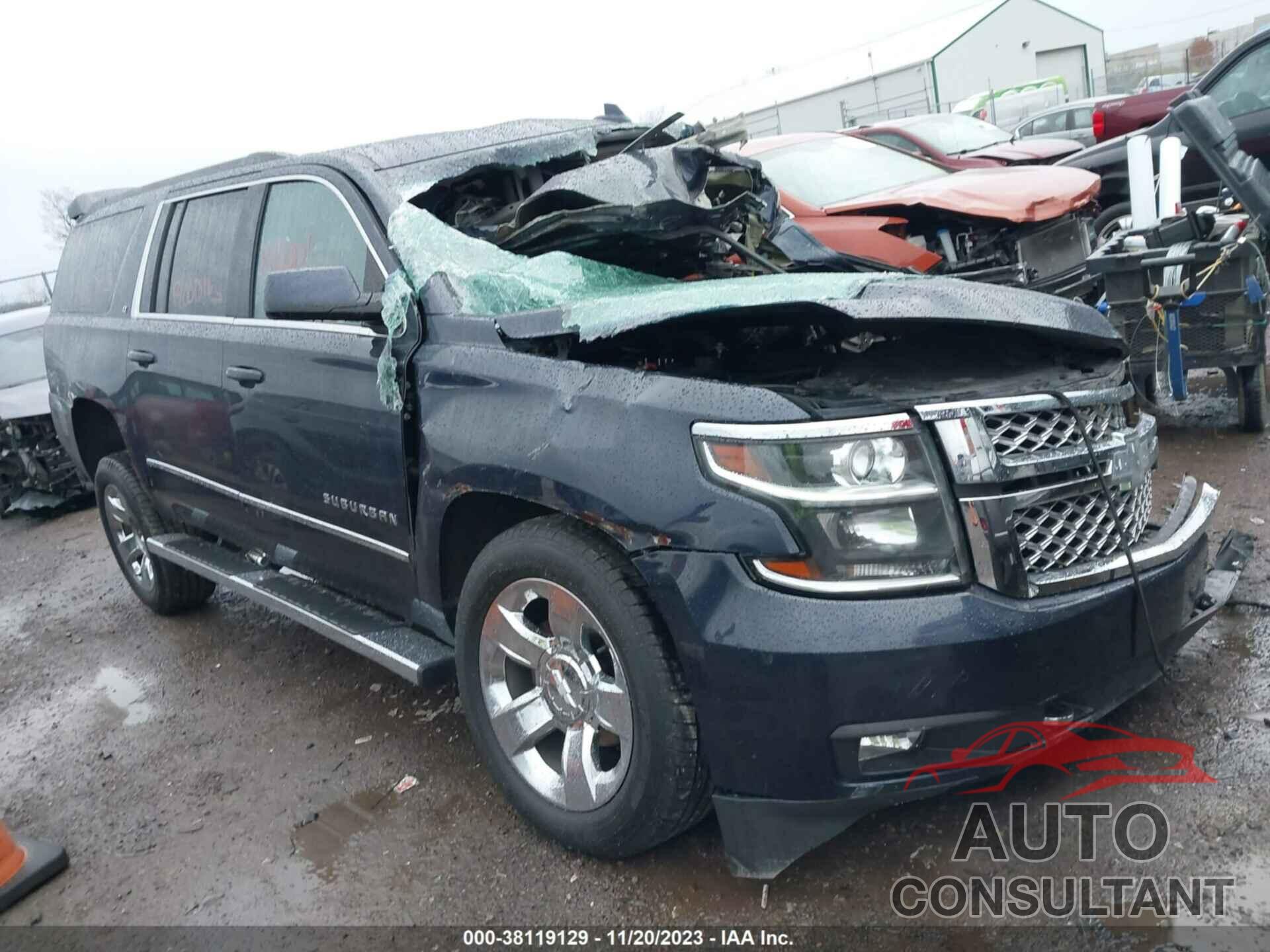 CHEVROLET SUBURBAN 2019 - 1GNSKHKC2KR300363