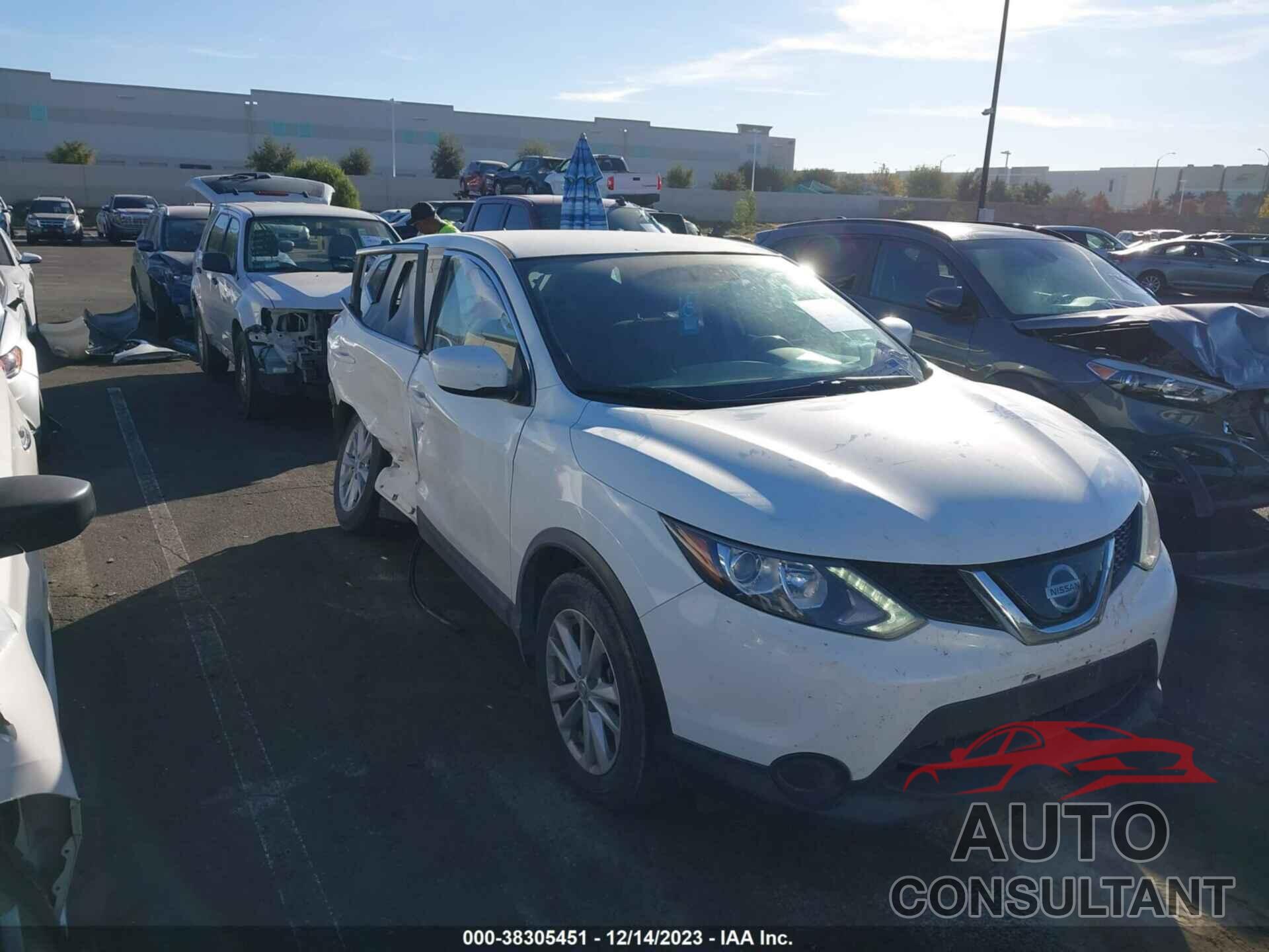 NISSAN ROGUE SPORT 2018 - JN1BJ1CP1JW190879