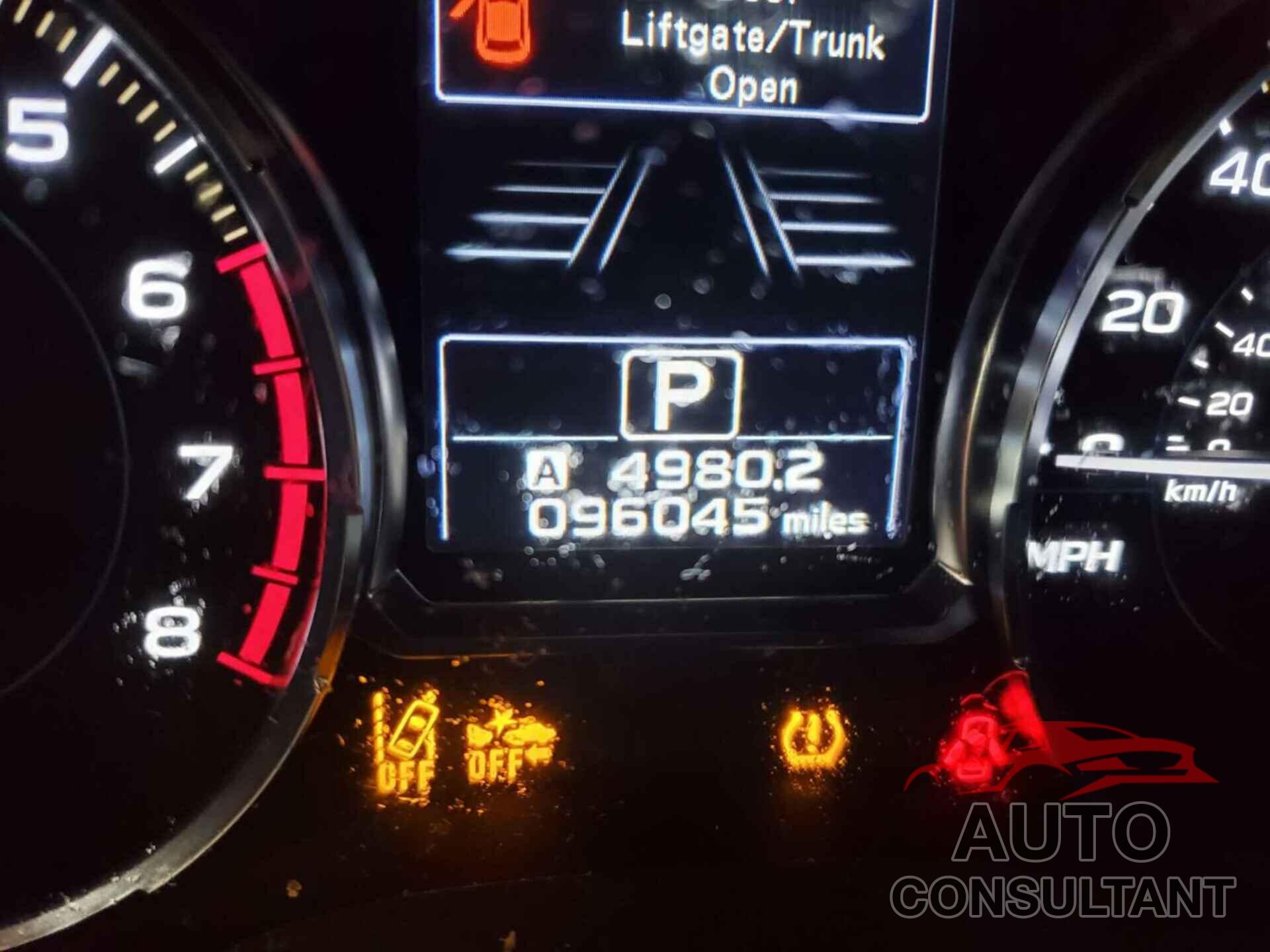 SUBARU FORESTER 2018 - JF2SJAGC6JH598417