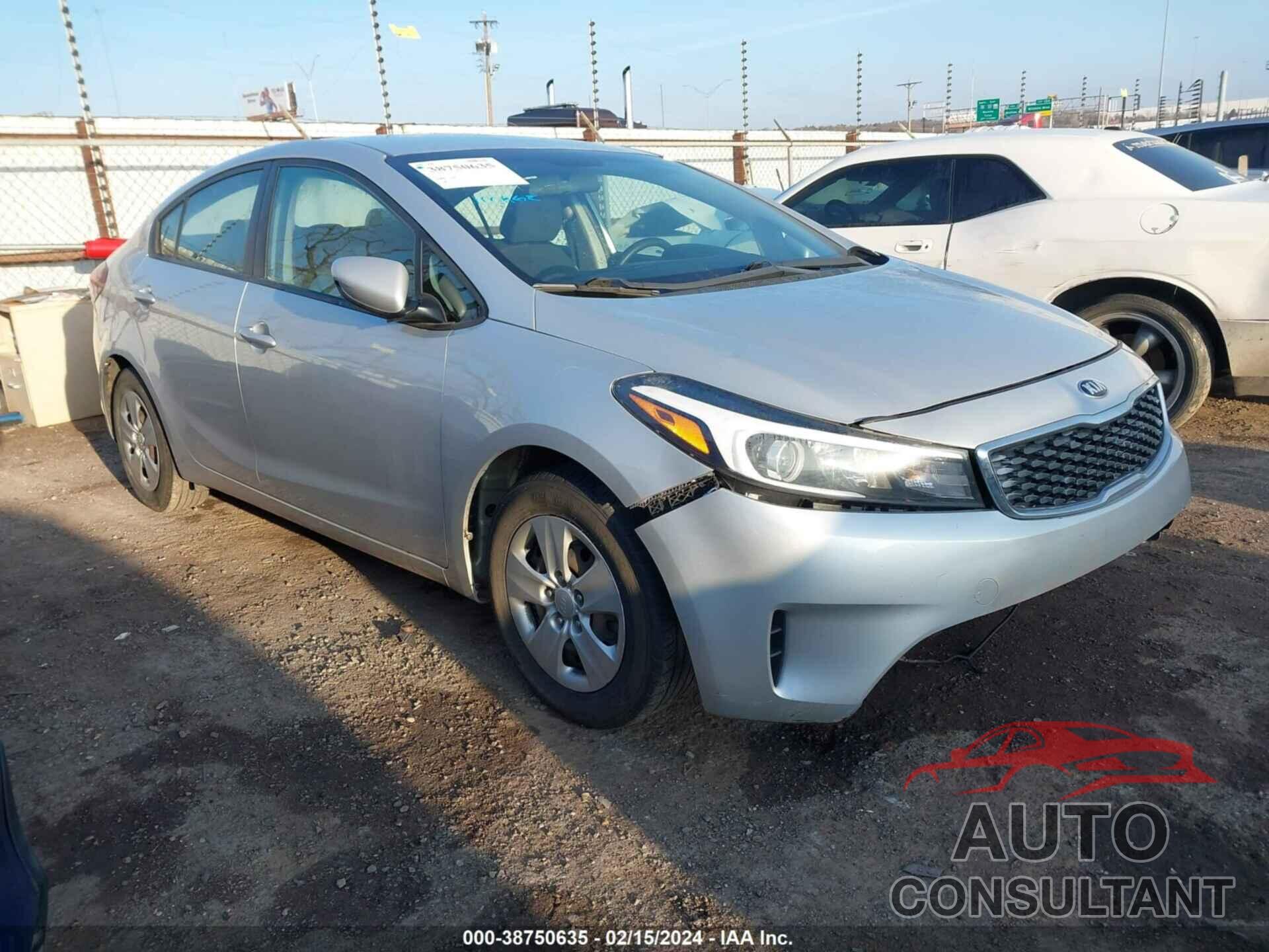 KIA FORTE 2018 - 3KPFL4A70JE183316