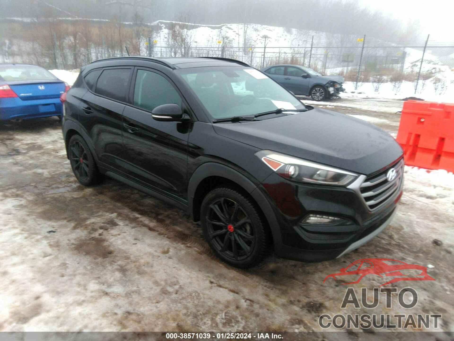 HYUNDAI TUCSON 2017 - KM8J3CA28HU444787