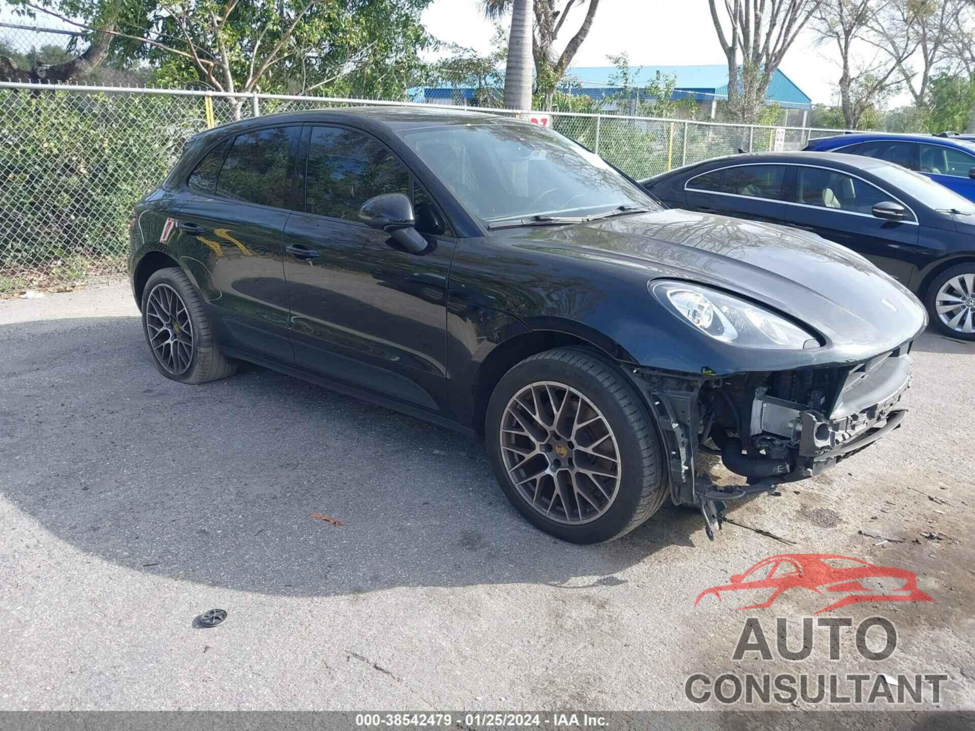 PORSCHE MACAN 2018 - WP1AA2A54JLB19174