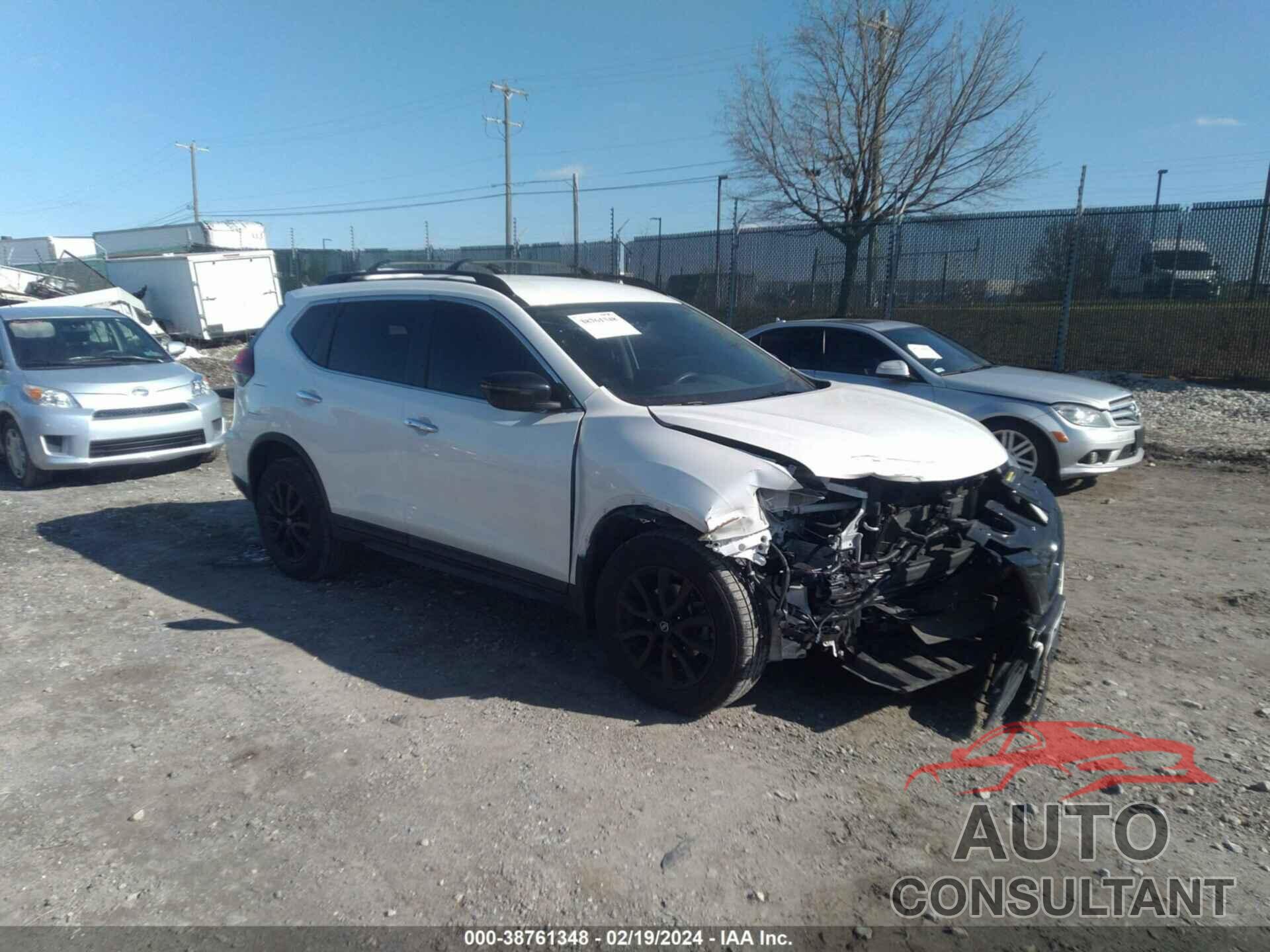 NISSAN ROGUE 2018 - 5N1AT2MV7JC720646