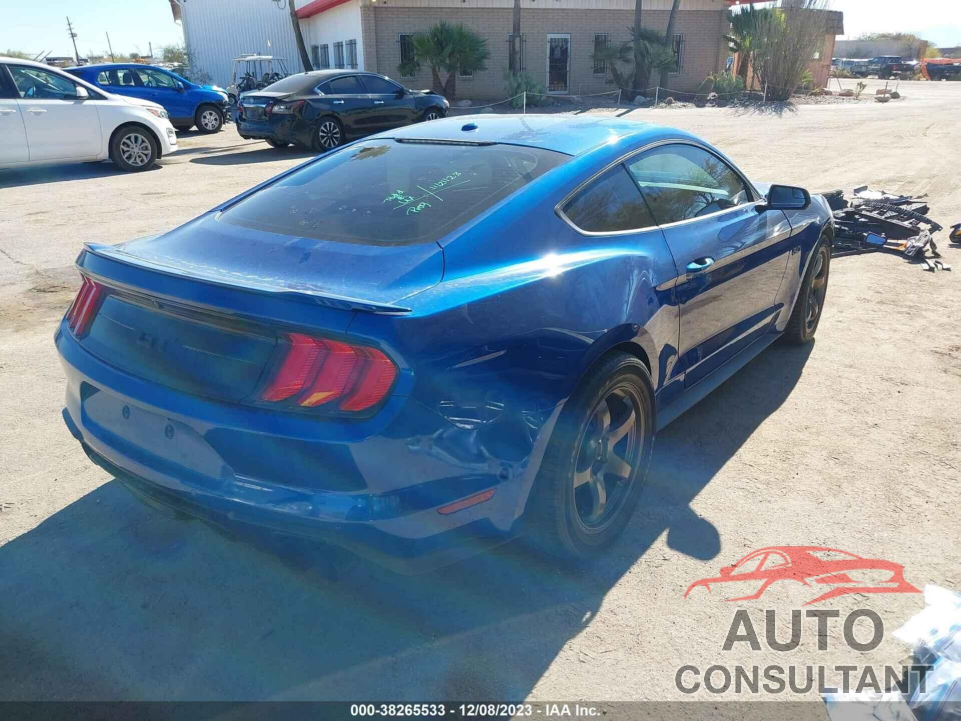 FORD MUSTANG 2018 - 1FA6P8CF9J5185132