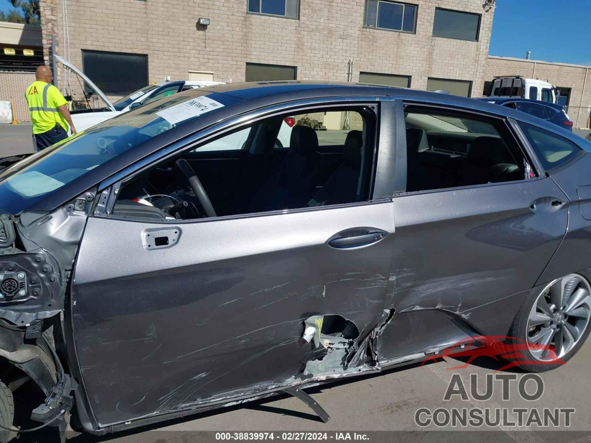 HONDA CLARITY PLUG-IN HYBRID 2019 - JHMZC5F1XKC001426