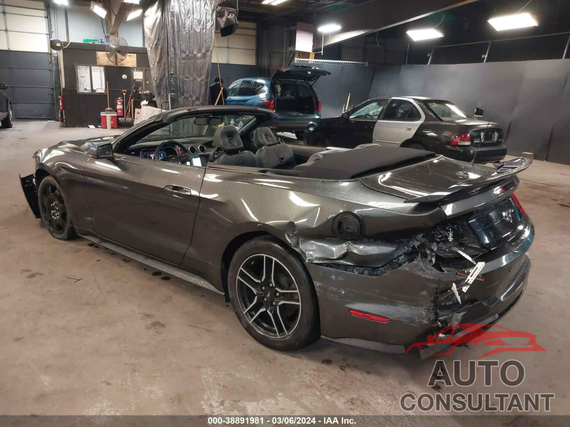 FORD MUSTANG 2018 - 1FATP8UH4J5118120