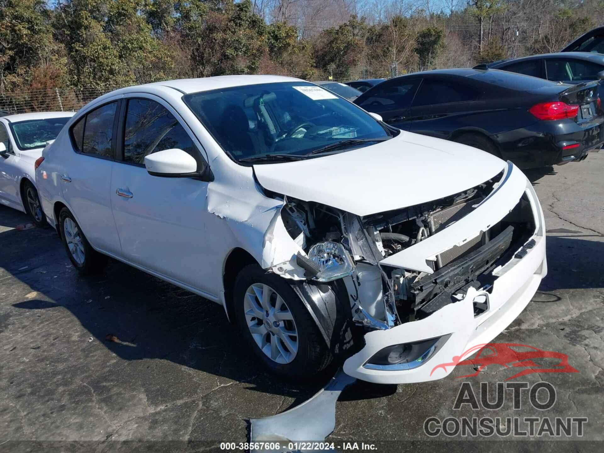 NISSAN VERSA 2019 - 3N1CN7AP1KL818218