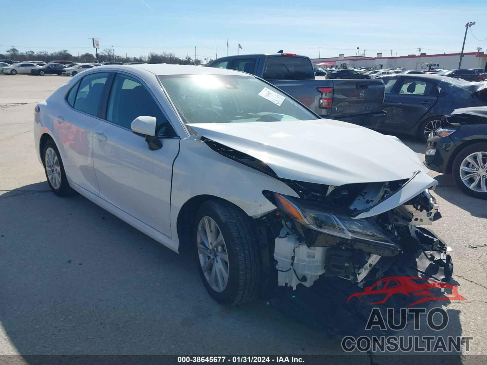 TOYOTA CAMRY 2023 - 4T1C11AK1PU814754