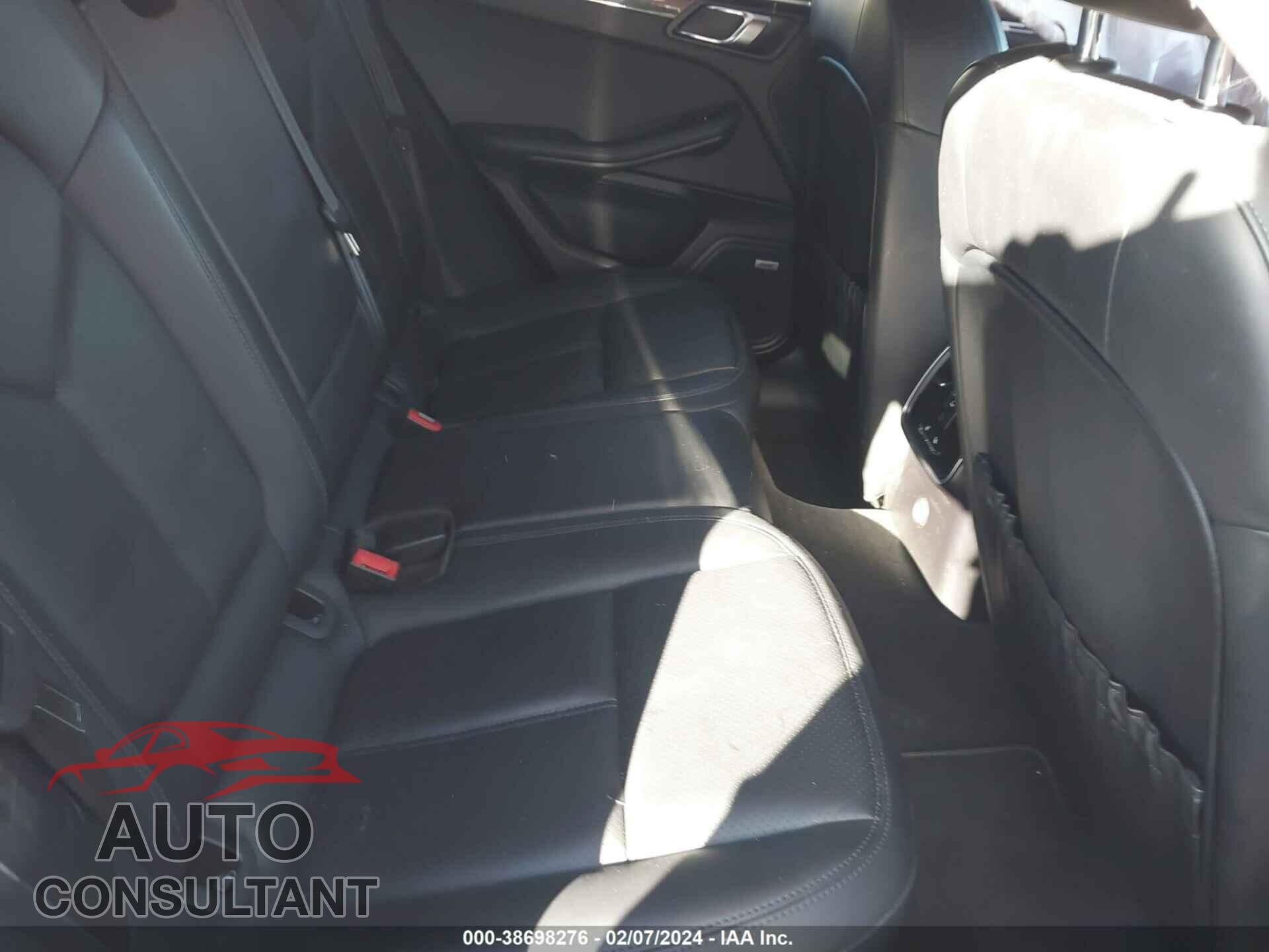 PORSCHE MACAN 2017 - WP1AA2A54HLB09125