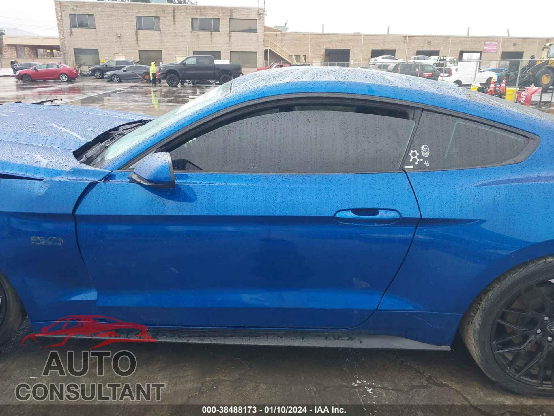 FORD MUSTANG 2017 - 1FA6P8CFXH5259779