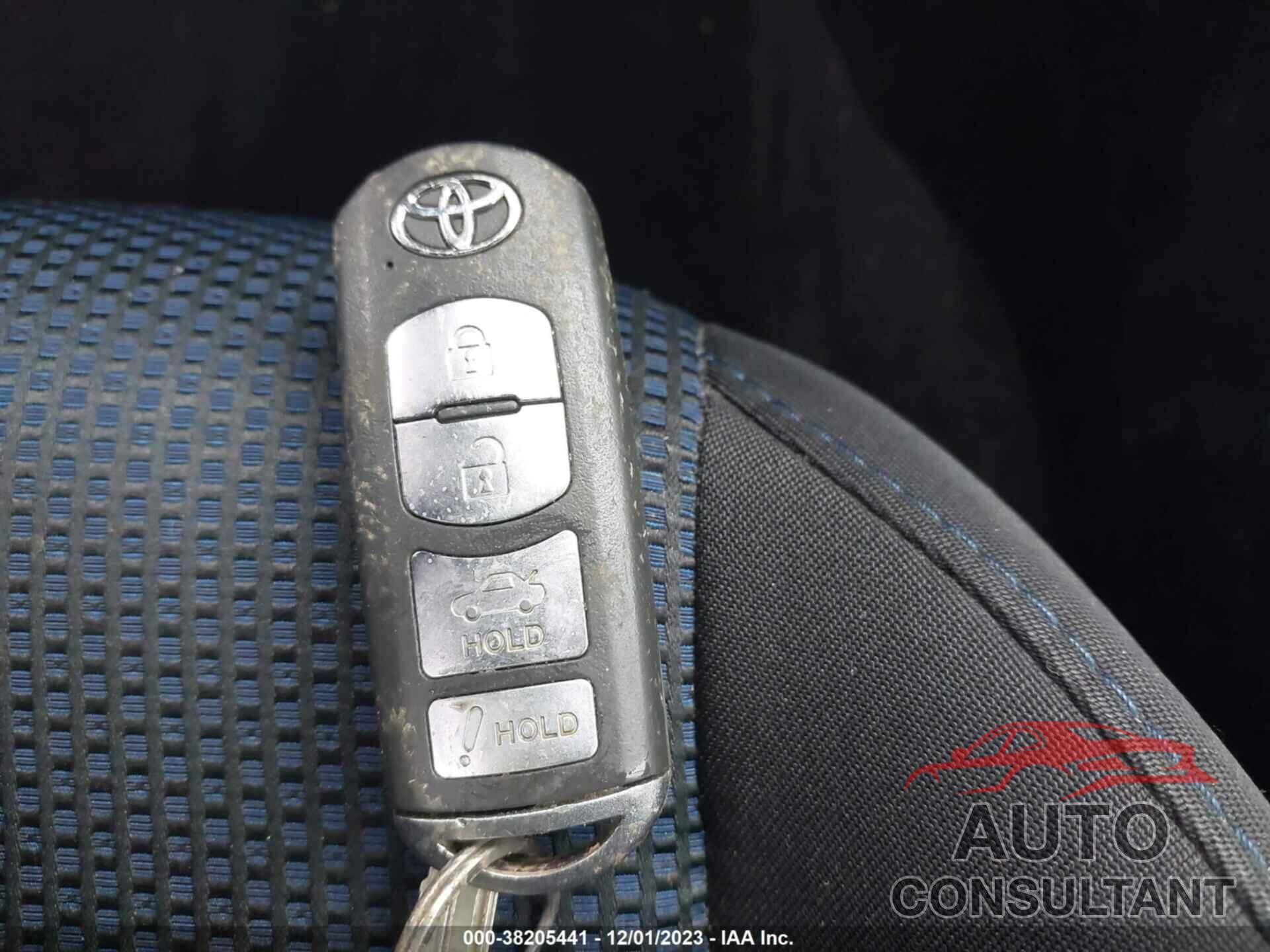 TOYOTA YARIS IA 2018 - 3MYDLBYV8JY311673