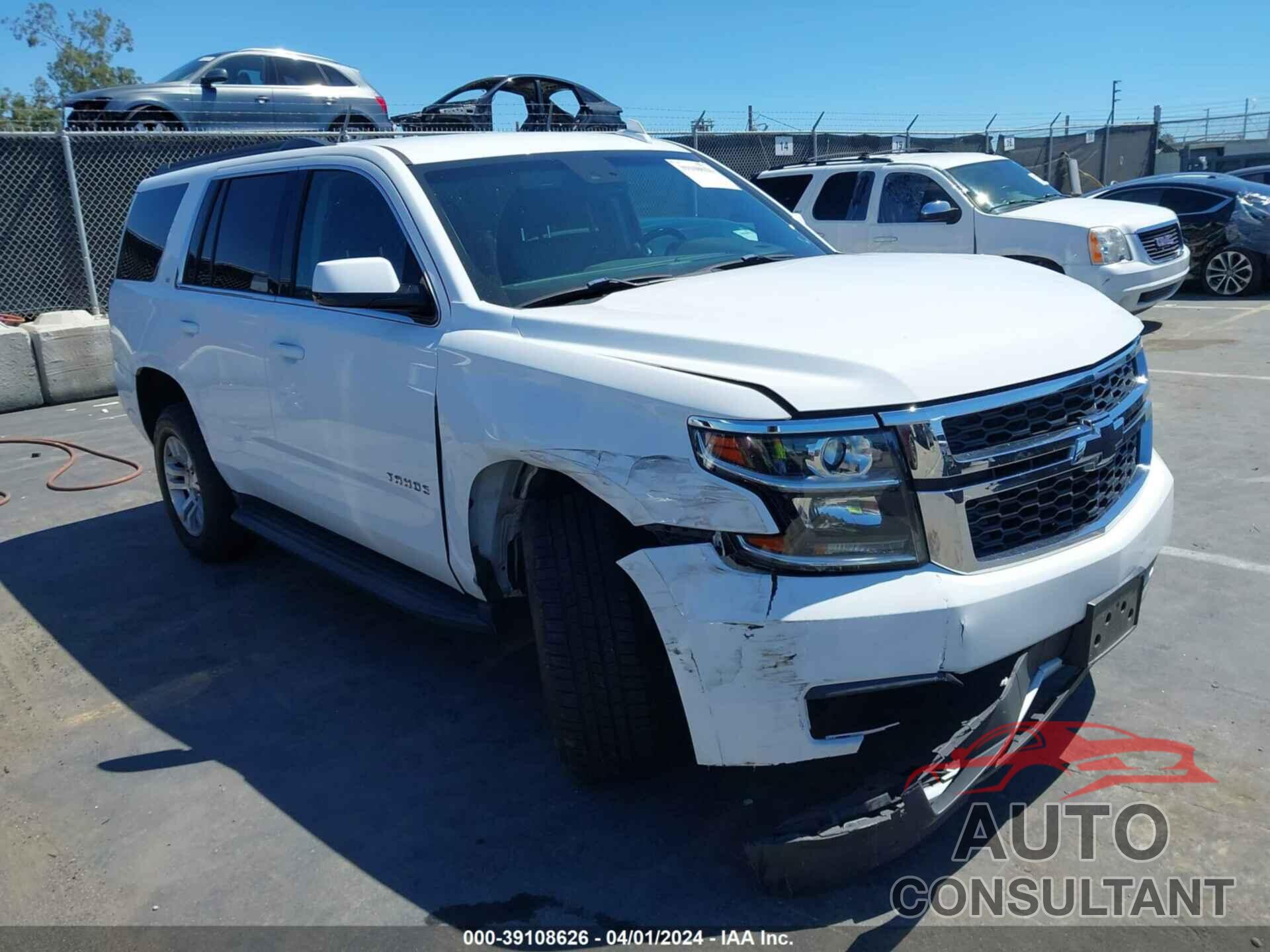 CHEVROLET TAHOE 2018 - 1GNSCBKC7JR381577