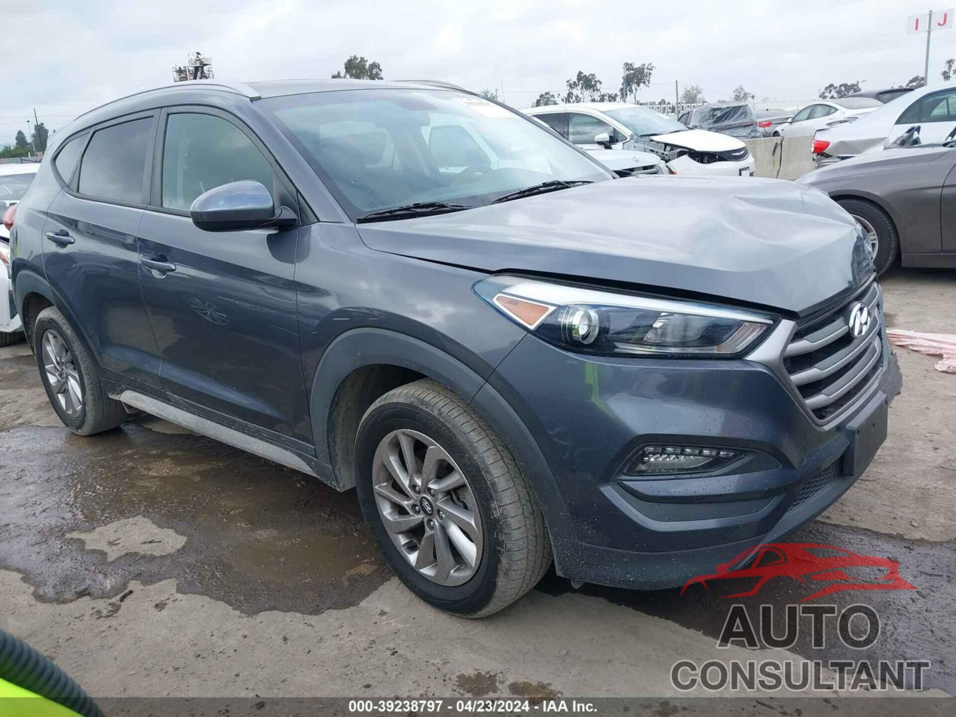 HYUNDAI TUCSON 2018 - KM8J33A41JU755016