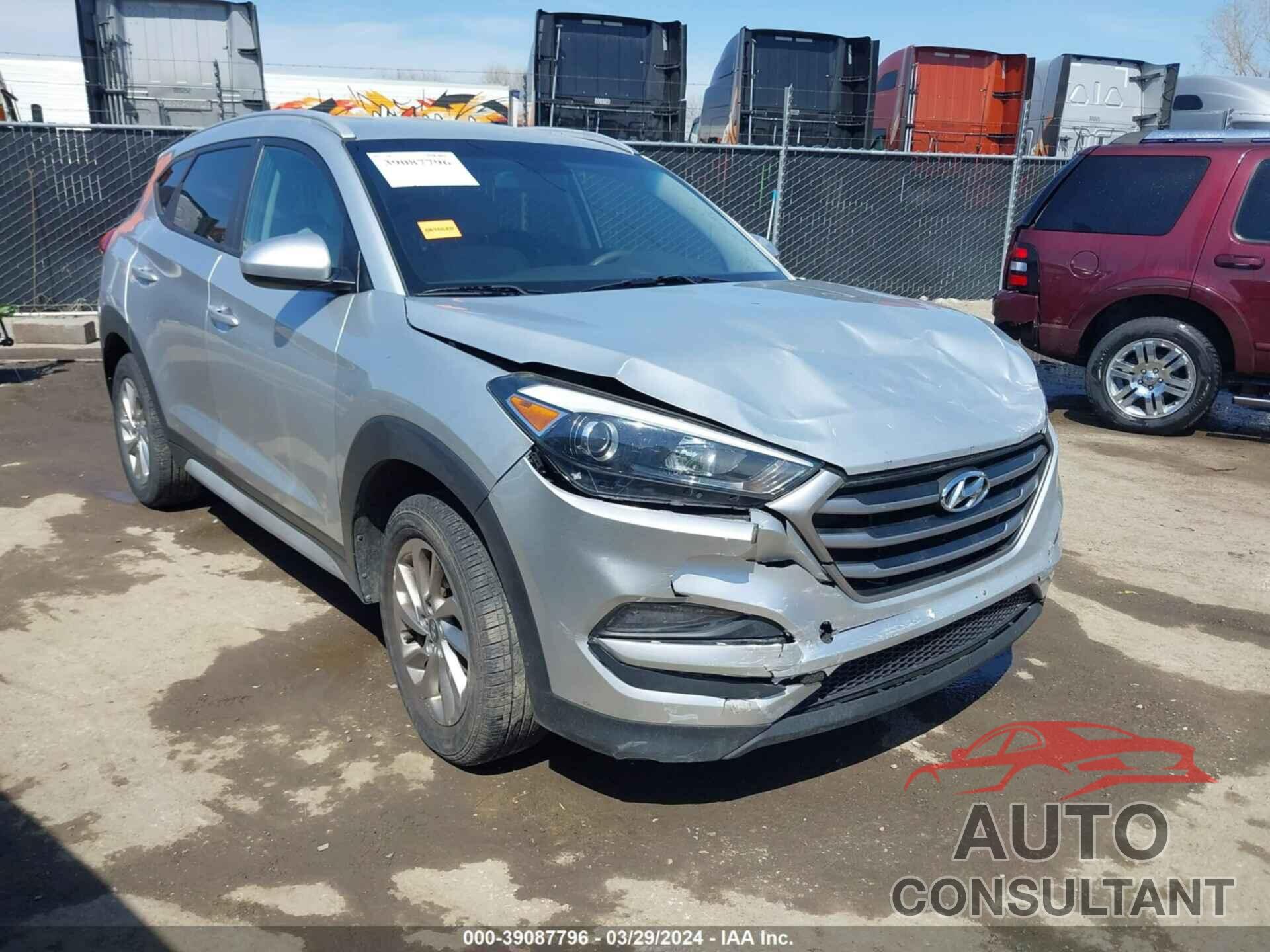 HYUNDAI TUCSON 2018 - KM8J3CA4XJU726193