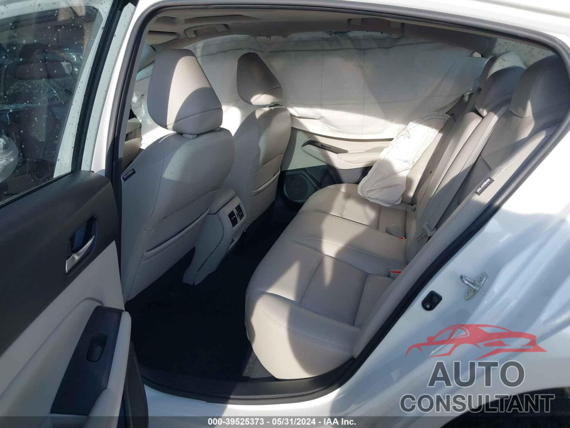 NISSAN ALTIMA 2019 - 1N4AL4FV1KC225301