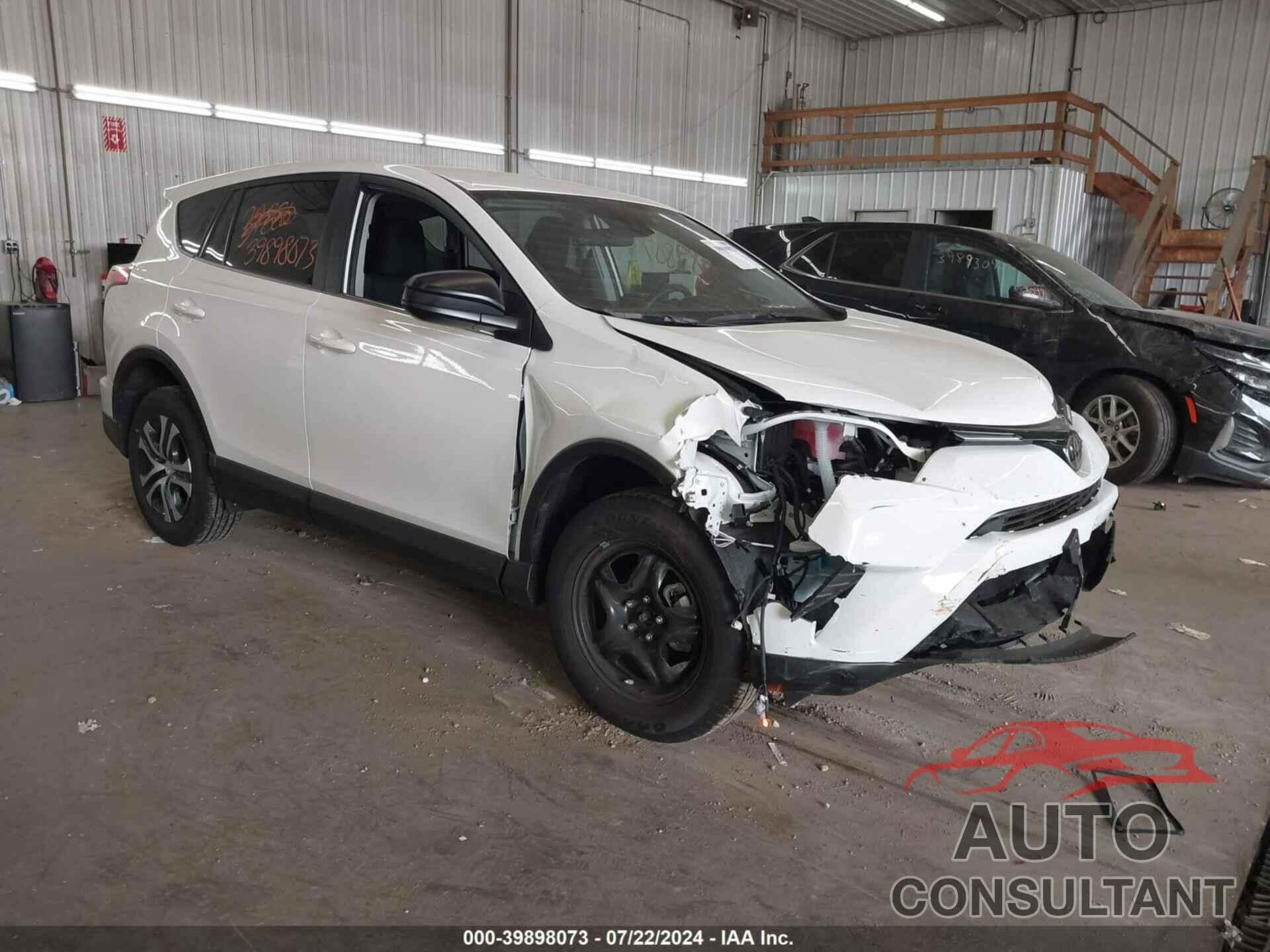 TOYOTA RAV4 2018 - JTMBFREV0JD257685