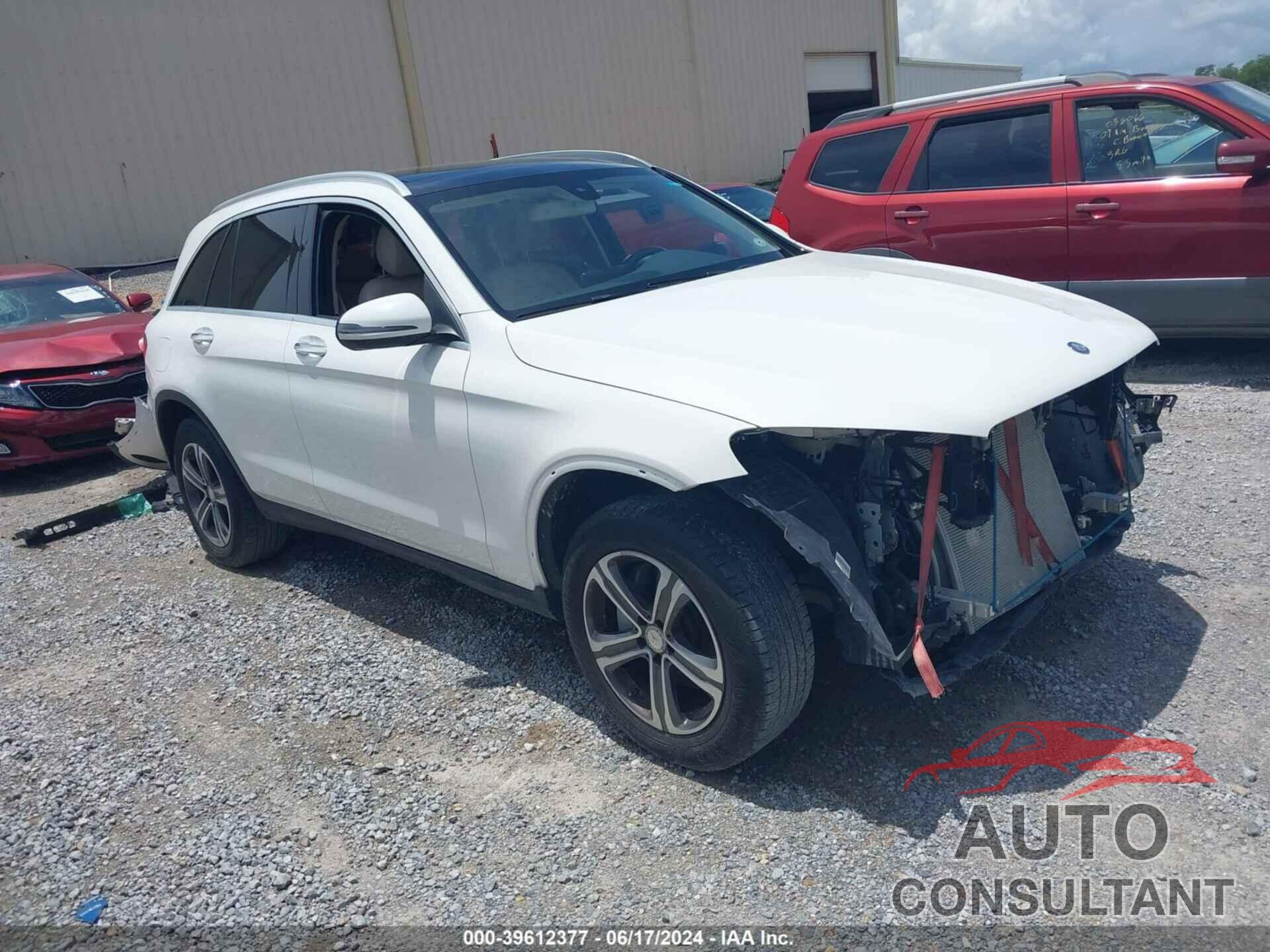 MERCEDES-BENZ GLC 300 2017 - WDC0G4JB4HF143068