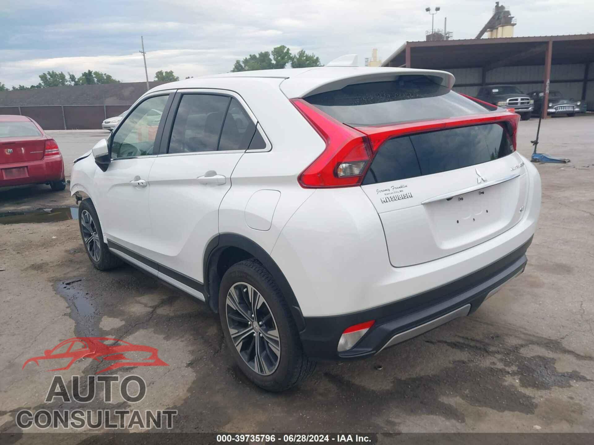 MITSUBISHI ECLIPSE CROSS 2018 - JA4AT5AA5JZ064607