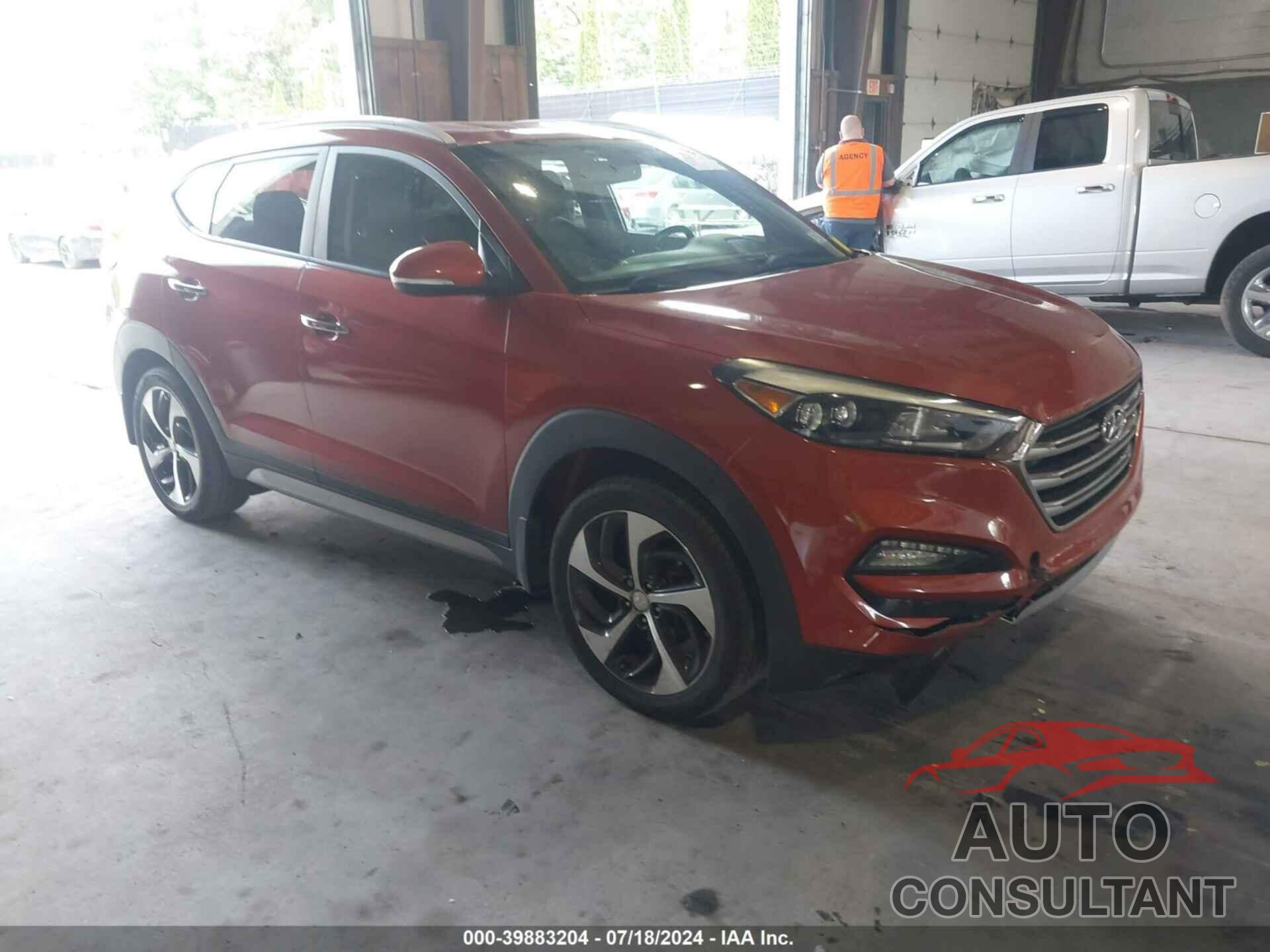 HYUNDAI TUCSON 2017 - KM8J3CA23HU307496