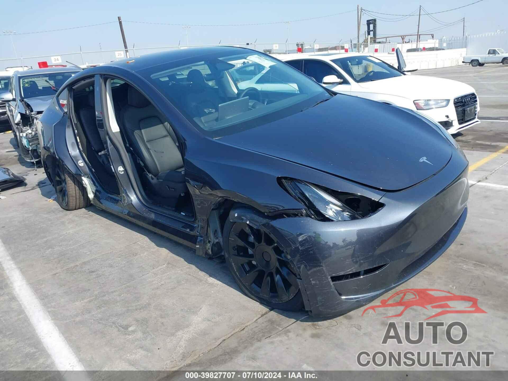 TESLA MODEL Y 2024 - 7SAYGDED6RF051635