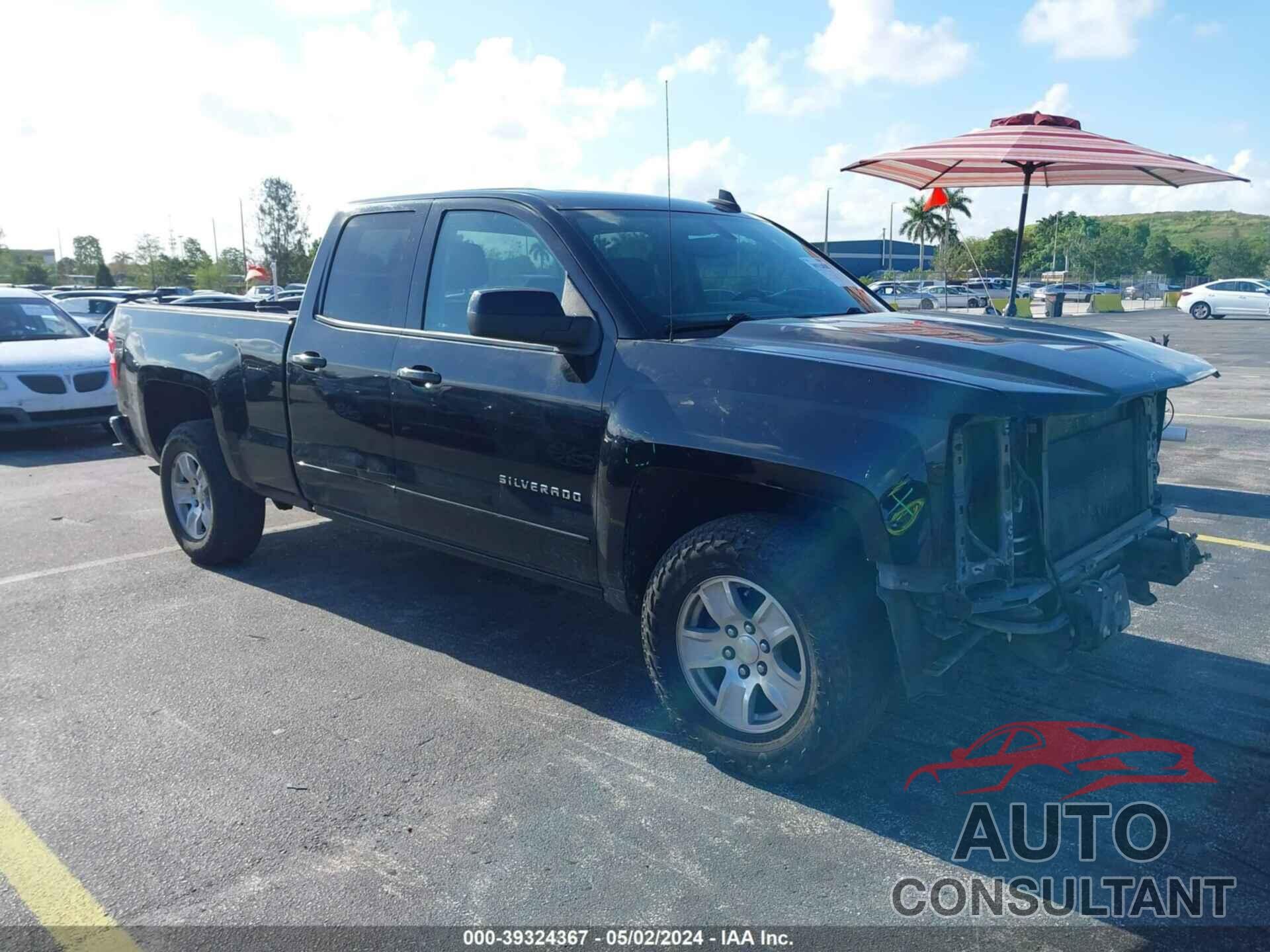CHEVROLET SILVERADO 1500 2018 - 1GCRCREH7JZ191656
