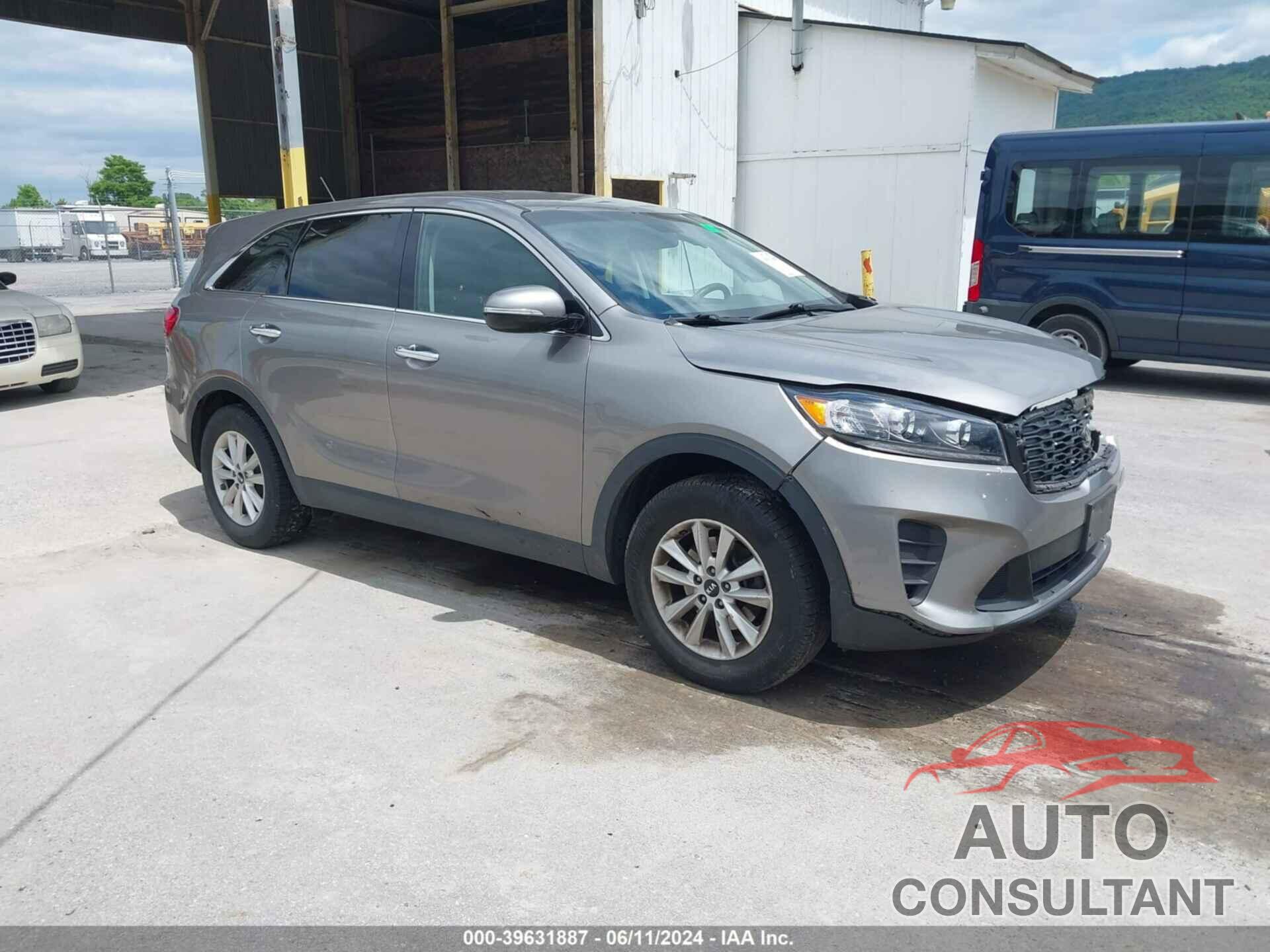 KIA SORENTO 2019 - 5XYPG4A33KG509698