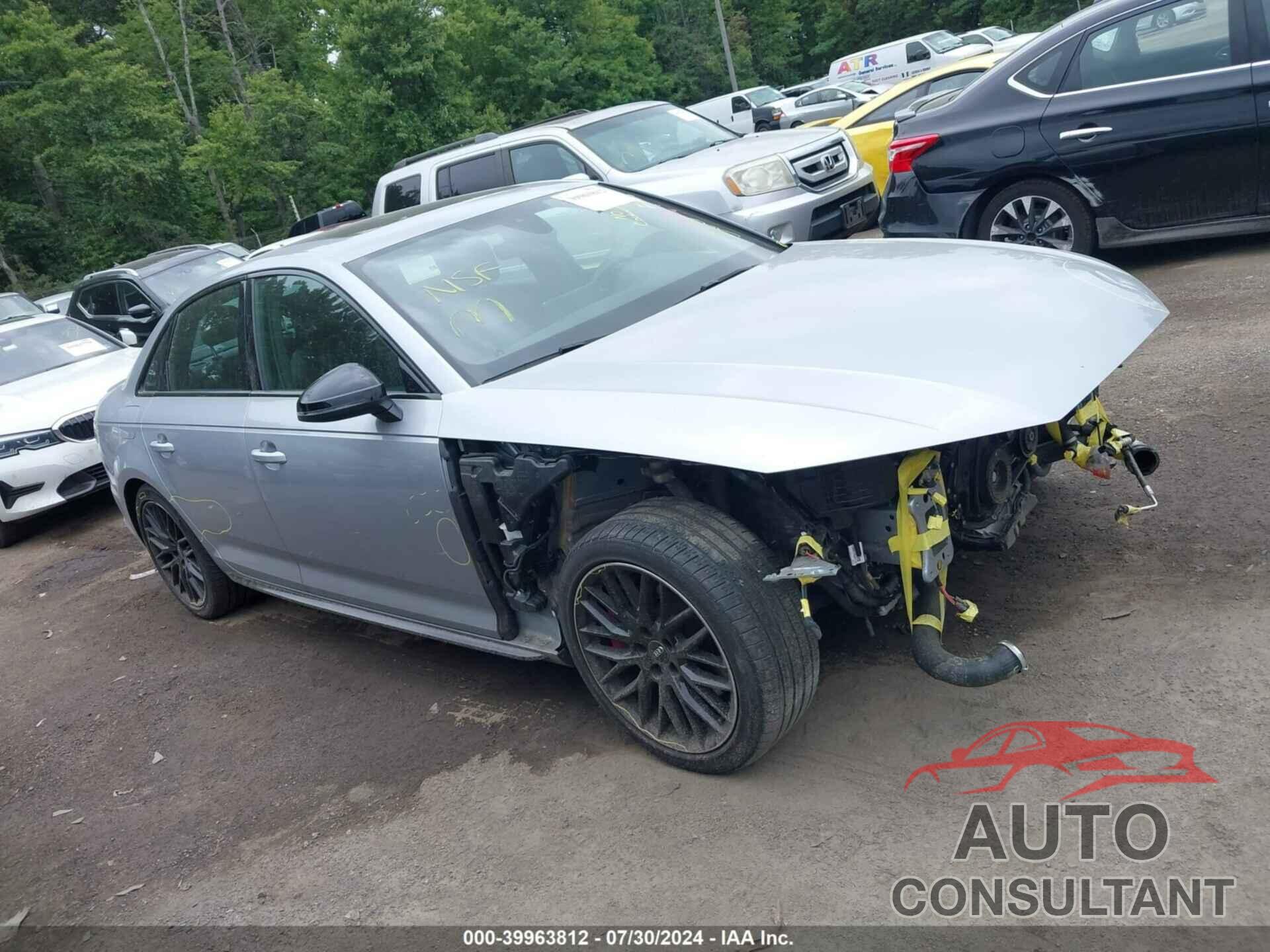 AUDI A4 2018 - WAUENAF42JA049958