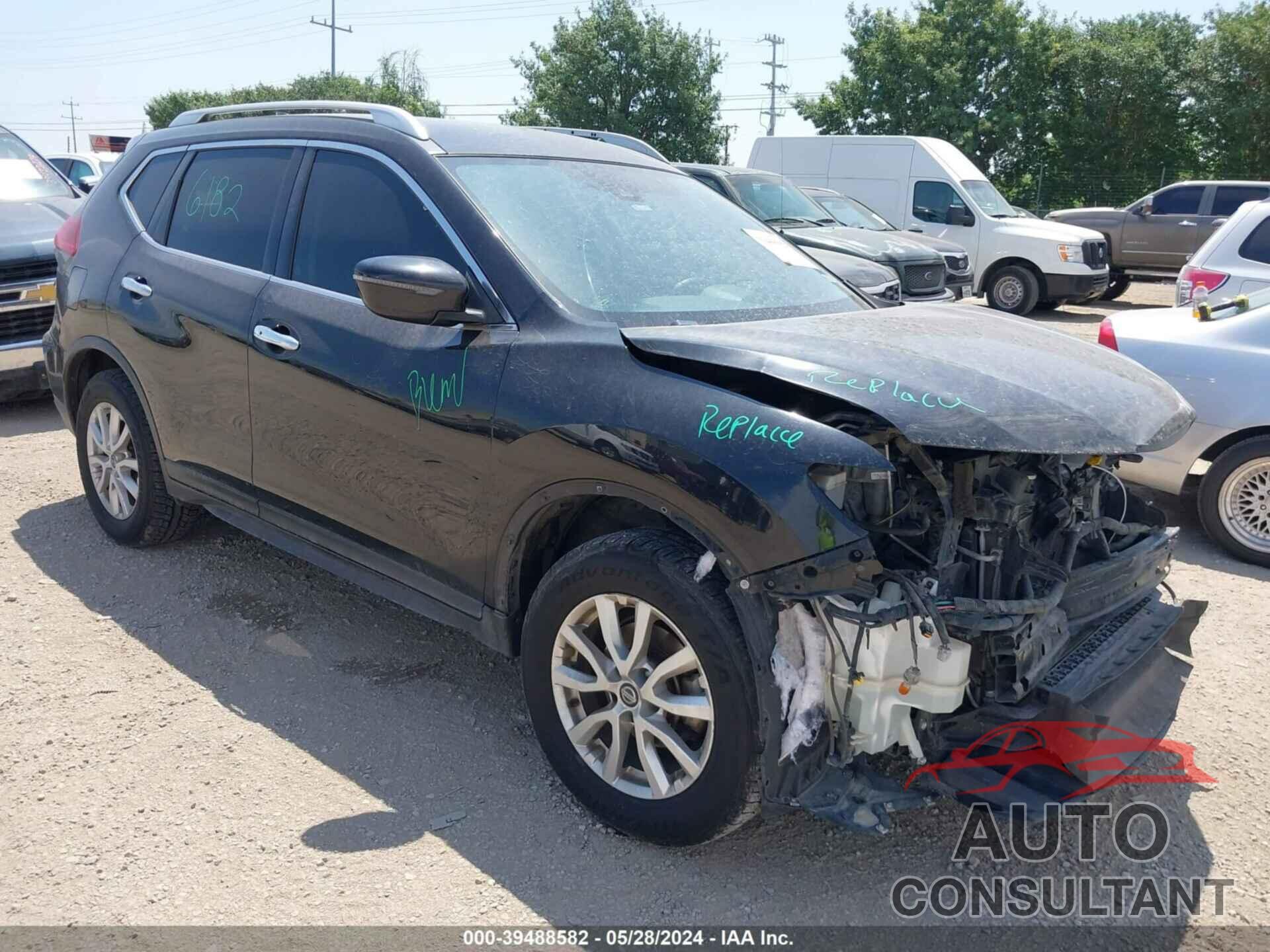 NISSAN ROGUE 2019 - KNMAT2MV4KP515624