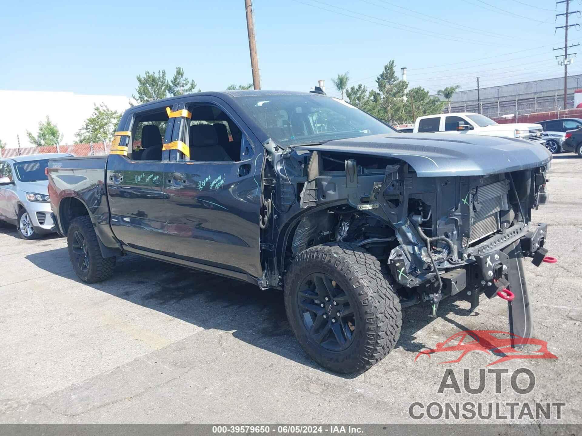 CHEVROLET SILVERADO 1500 2021 - 1GCPYFED4MZ302222
