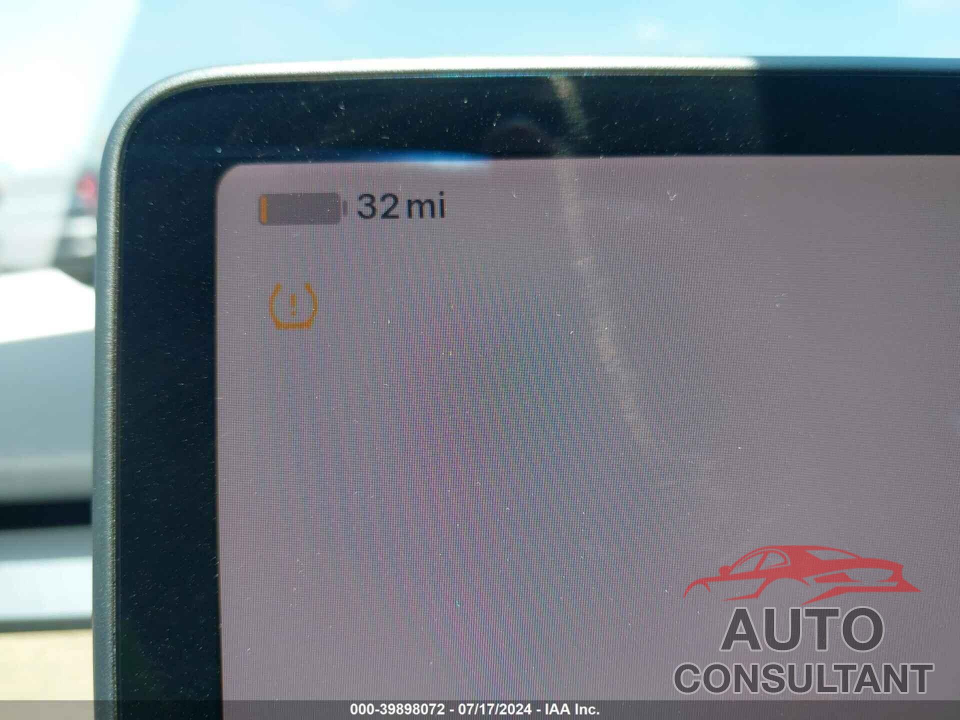 TESLA MODEL 3 2022 - 5YJ3E1EA6NF189588