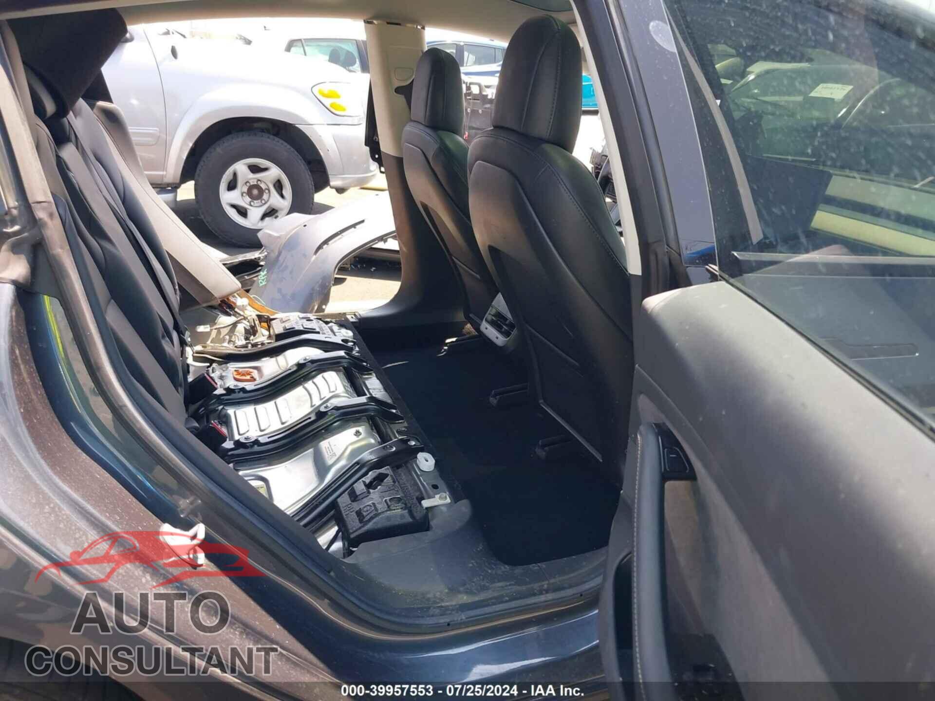 TESLA MODEL 3 2018 - 5YJ3E1EA7JF022053