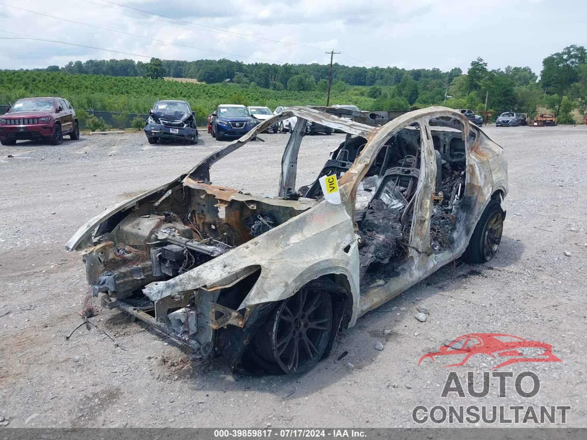 TESLA MODEL Y 2021 - 5YJYGDEE3MF082517