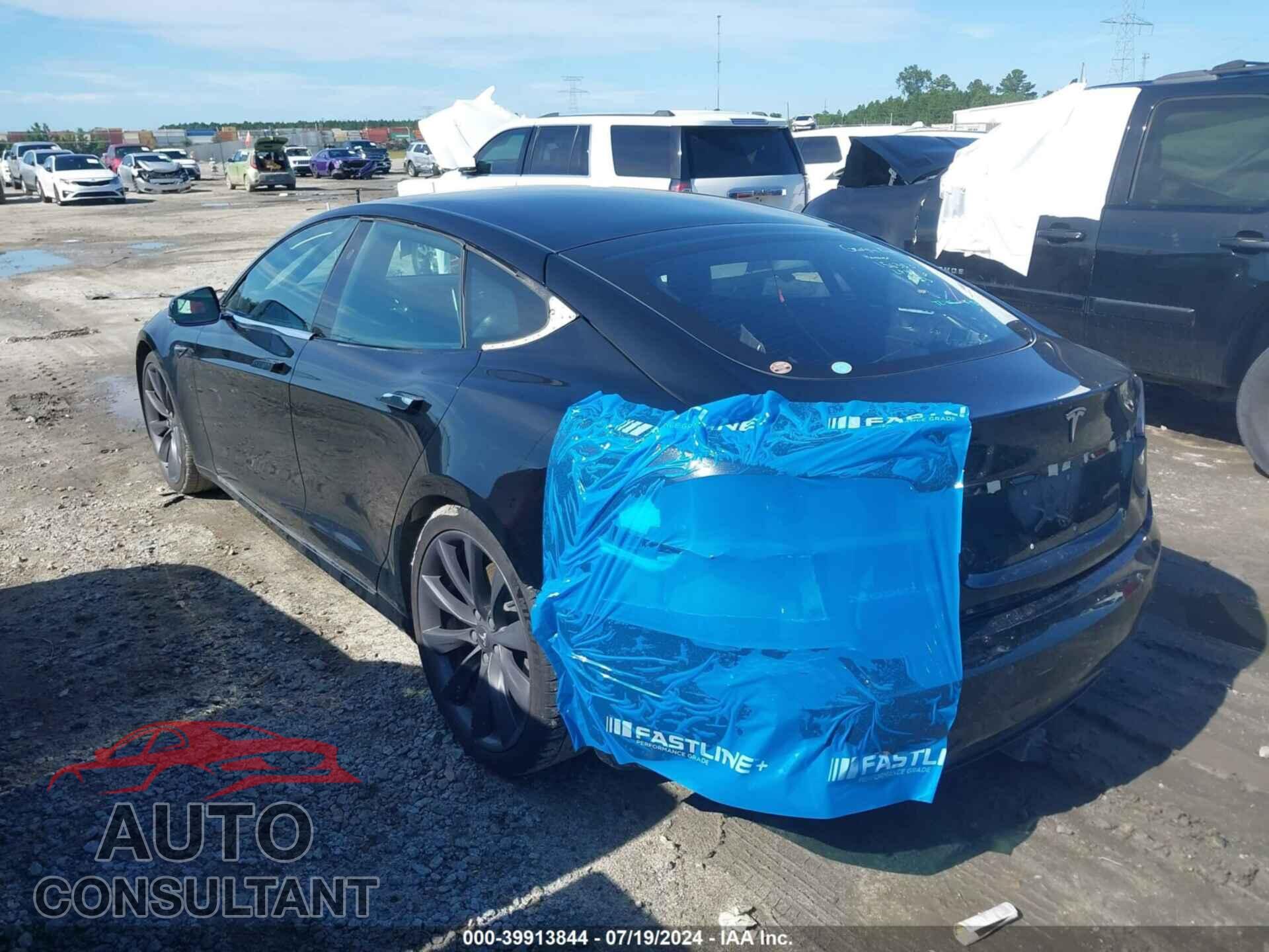 TESLA MODEL S 2017 - 5YJSA1E19HF217962