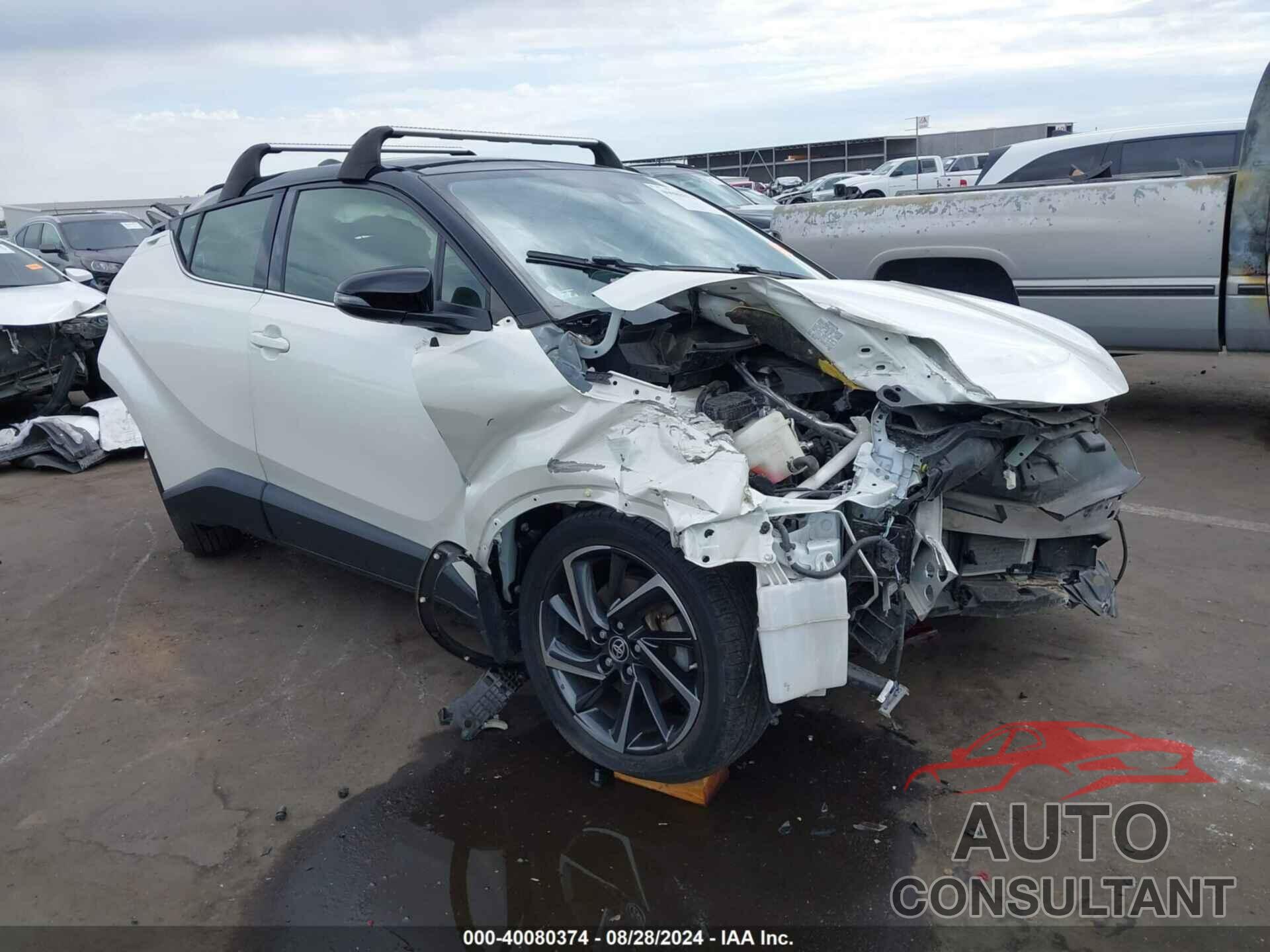 TOYOTA C-HR 2020 - JTNKHMBX0L1068506