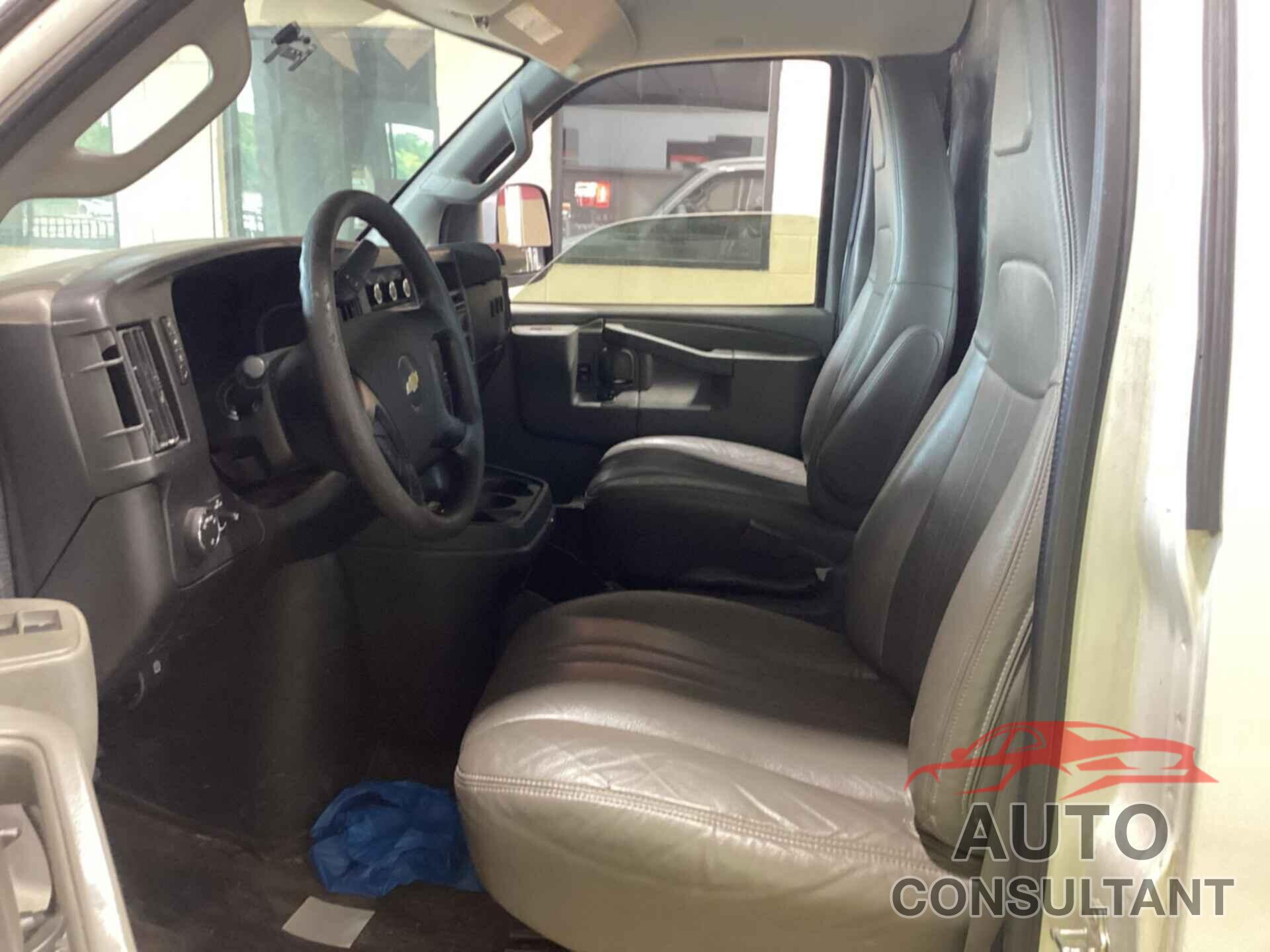 CHEVROLET EXPRESS 2500 2016 - 1GCWGAFF3G1189464