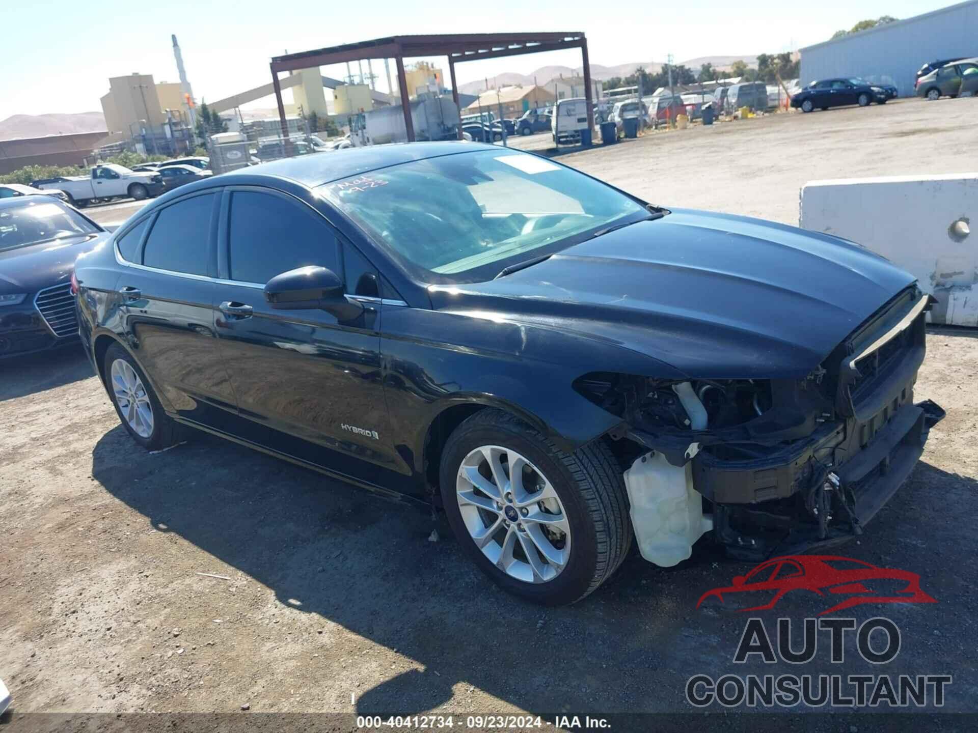 FORD FUSION HYBRID 2019 - 3FA6P0LU1KR204903