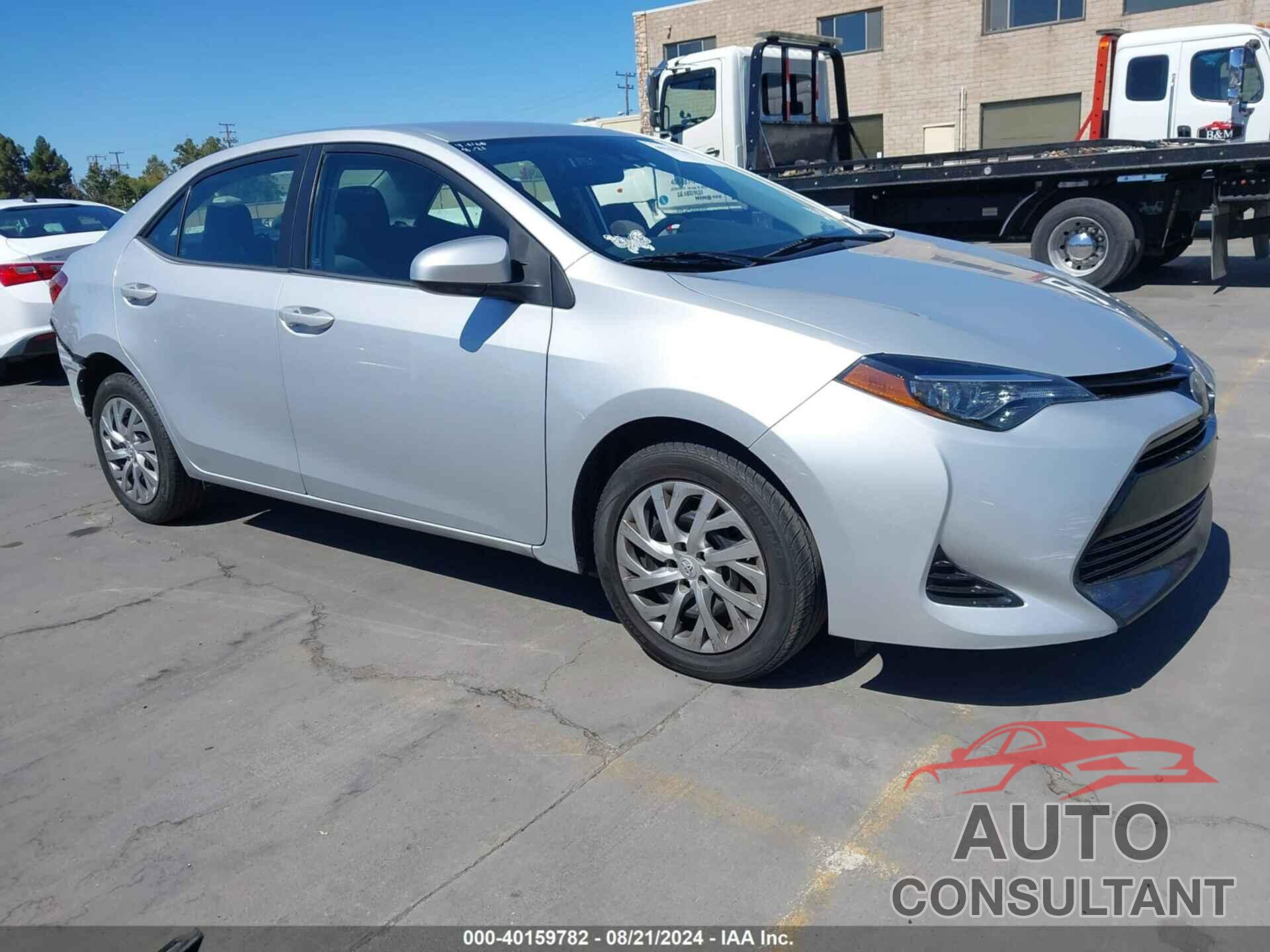 TOYOTA COROLLA 2018 - 2T1BURHEXJC118761