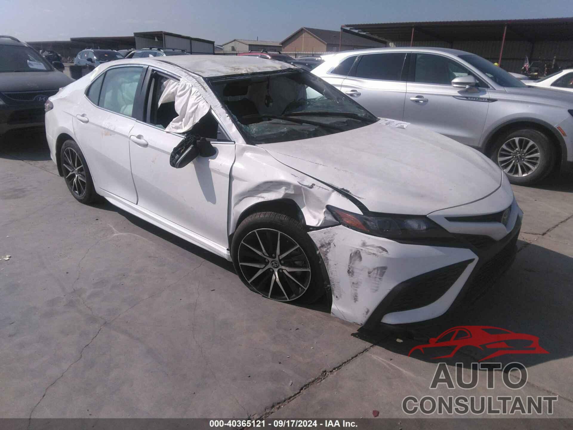 TOYOTA CAMRY 2023 - 4T1G11AK6PU776665