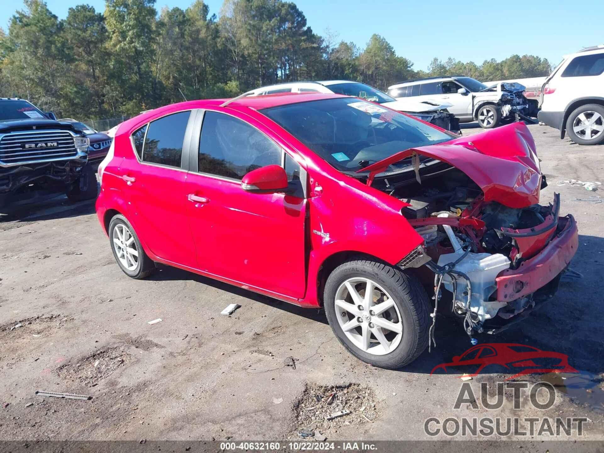 TOYOTA PRIUS C 2014 - JTDKDTB31E1062787